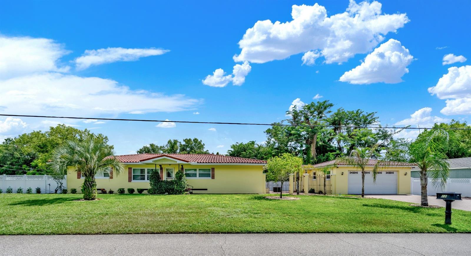 123 SUNRISE BOULEVARD