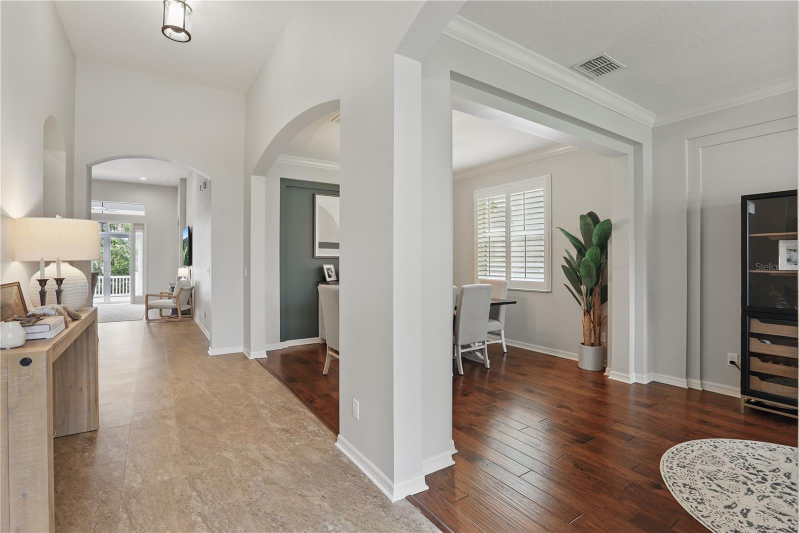 405 COURTLEA PARK DRIVE
