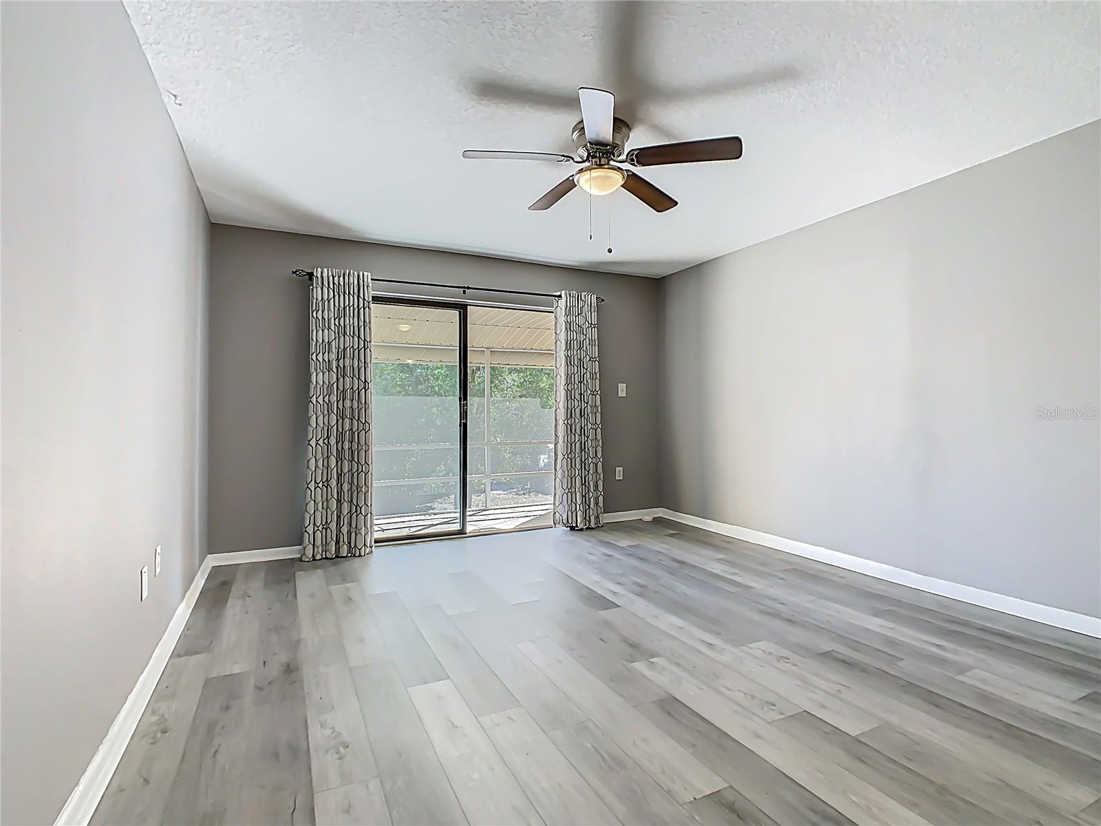 LAKE WALES VILLAGE CONDO - Residential