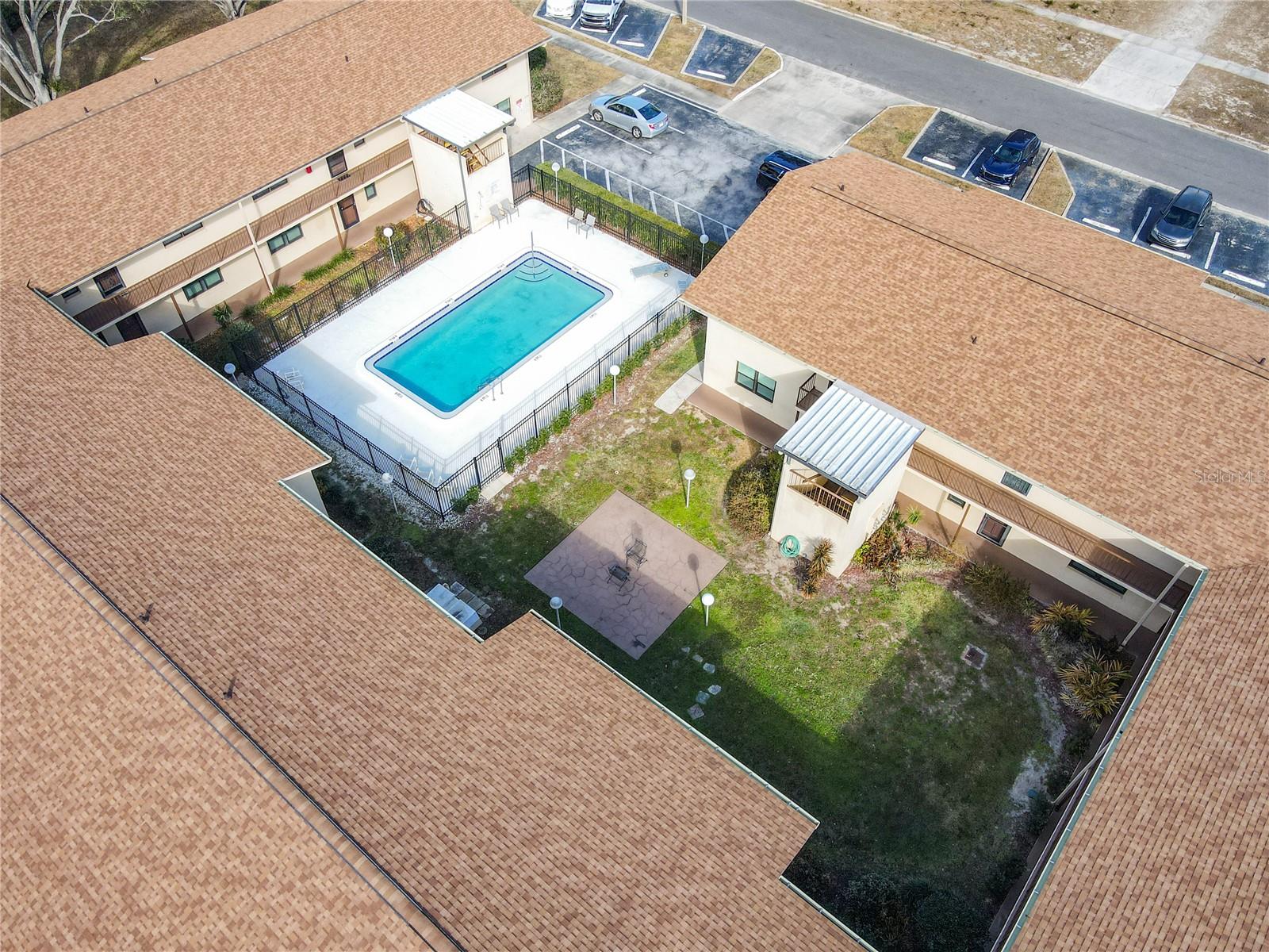 LAKE WALES VILLAGE CONDO - Residential