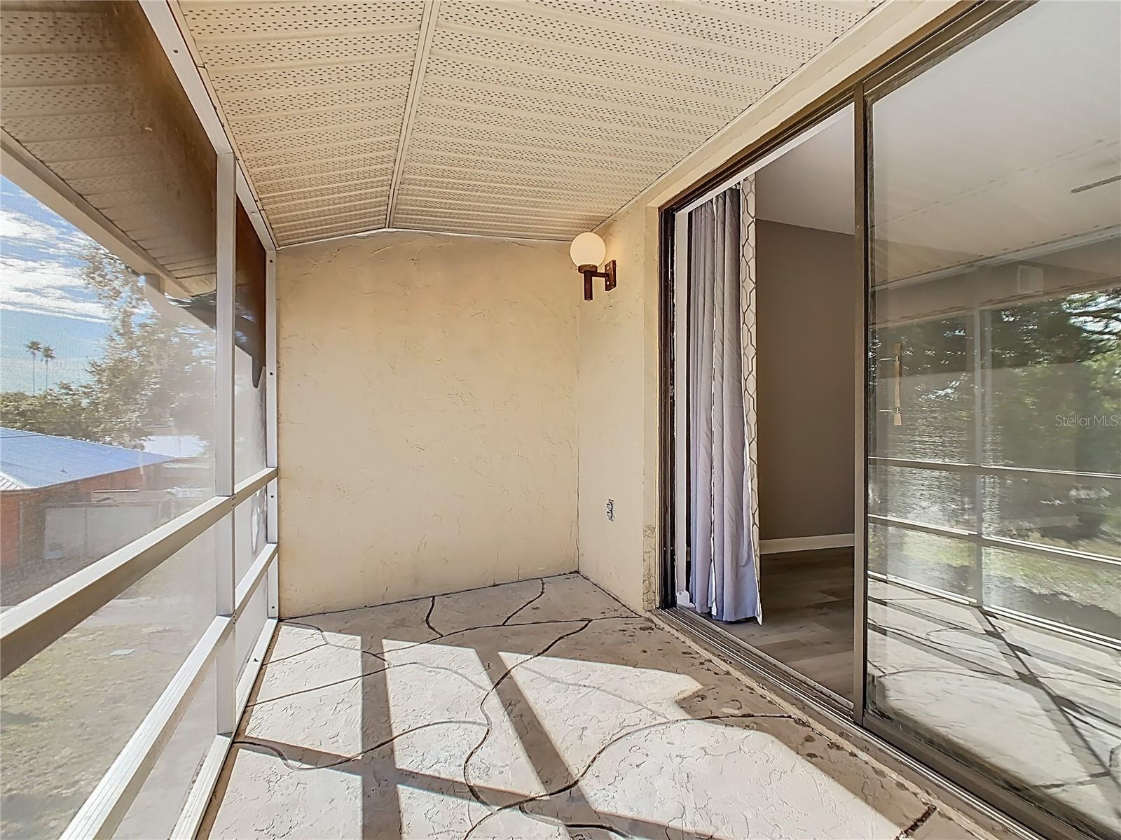 LAKE WALES VILLAGE CONDO - Residential