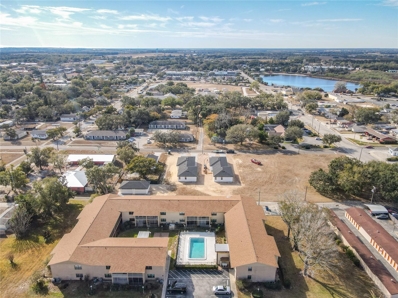 LAKE WALES VILLAGE CONDO - Residential