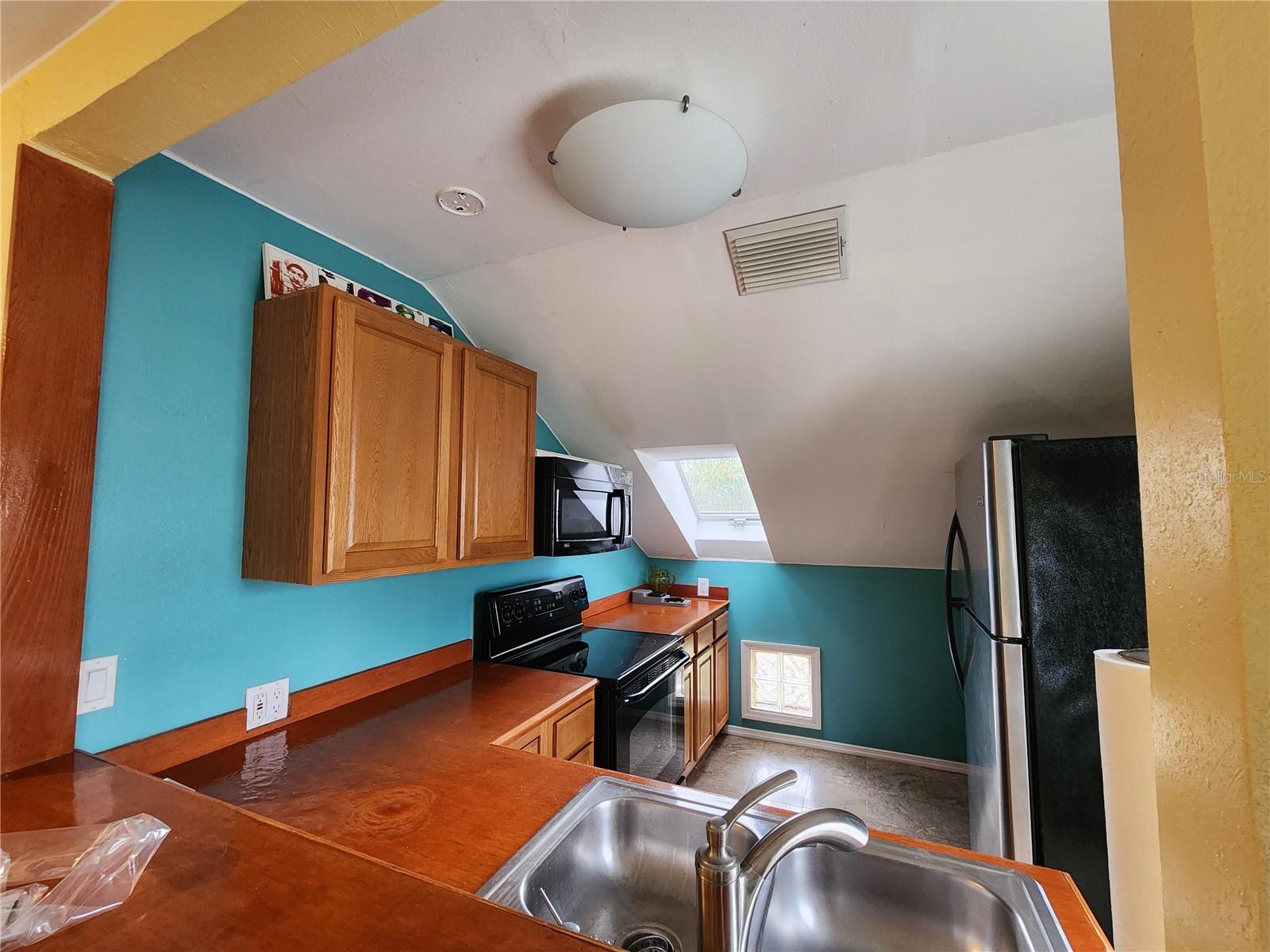 RIVER GROVE ESTATES - Residential