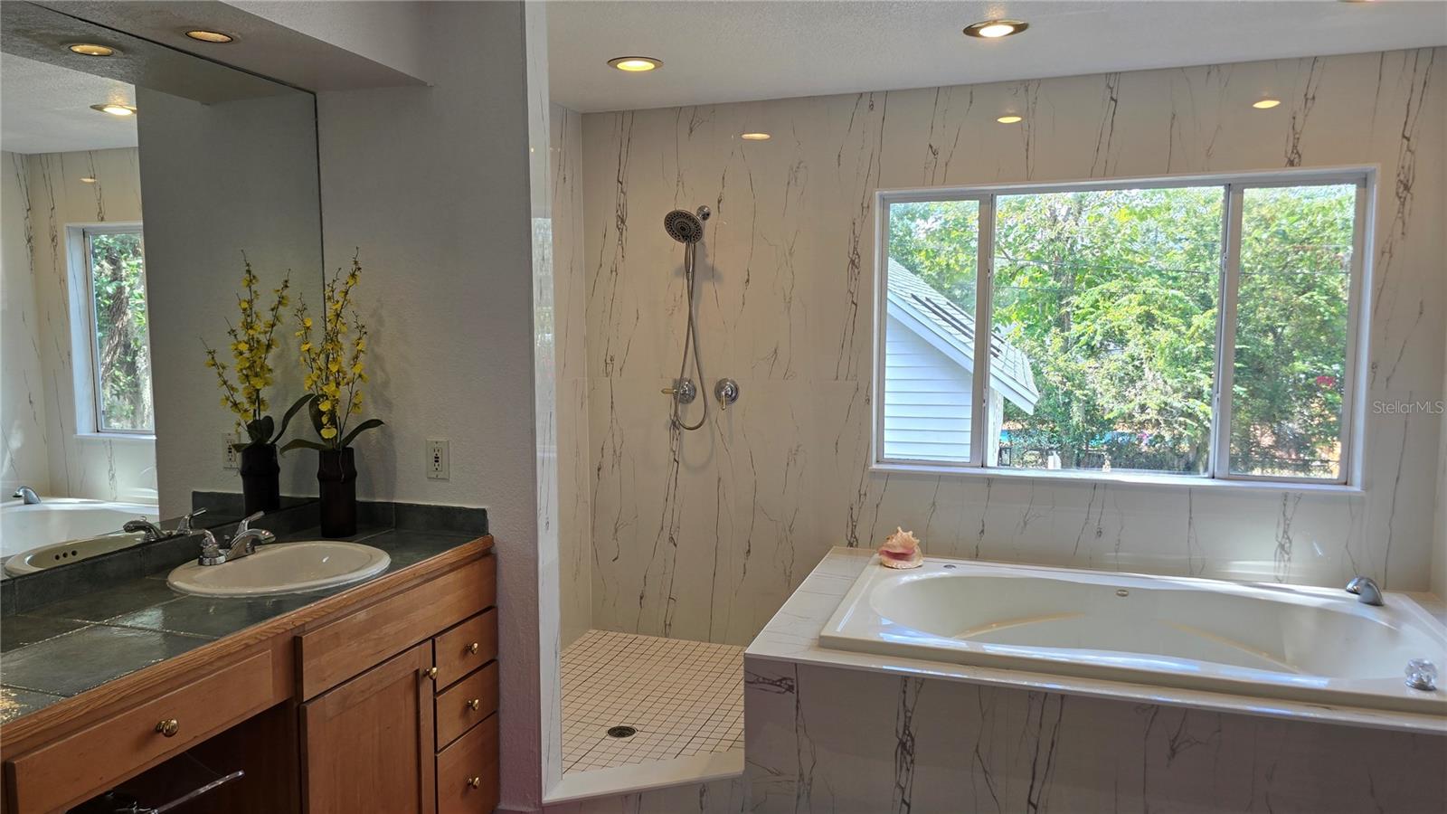 RIVER GROVE ESTATES - Residential