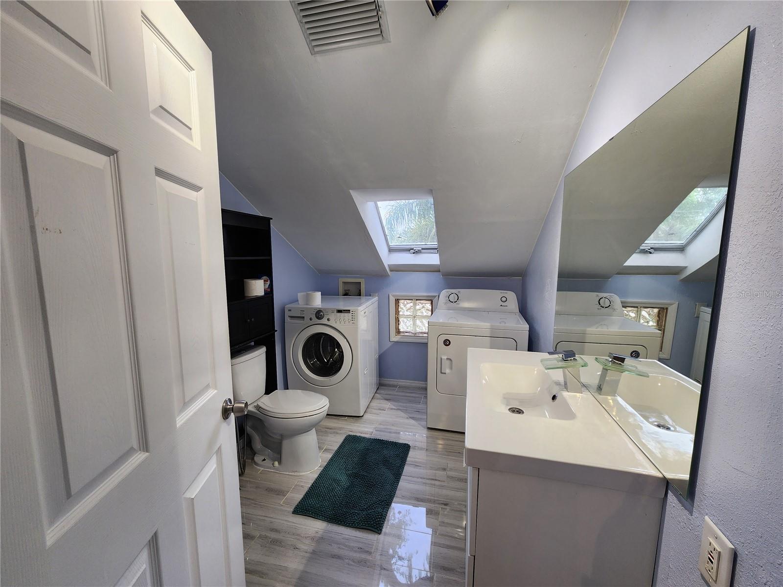 RIVER GROVE ESTATES - Residential