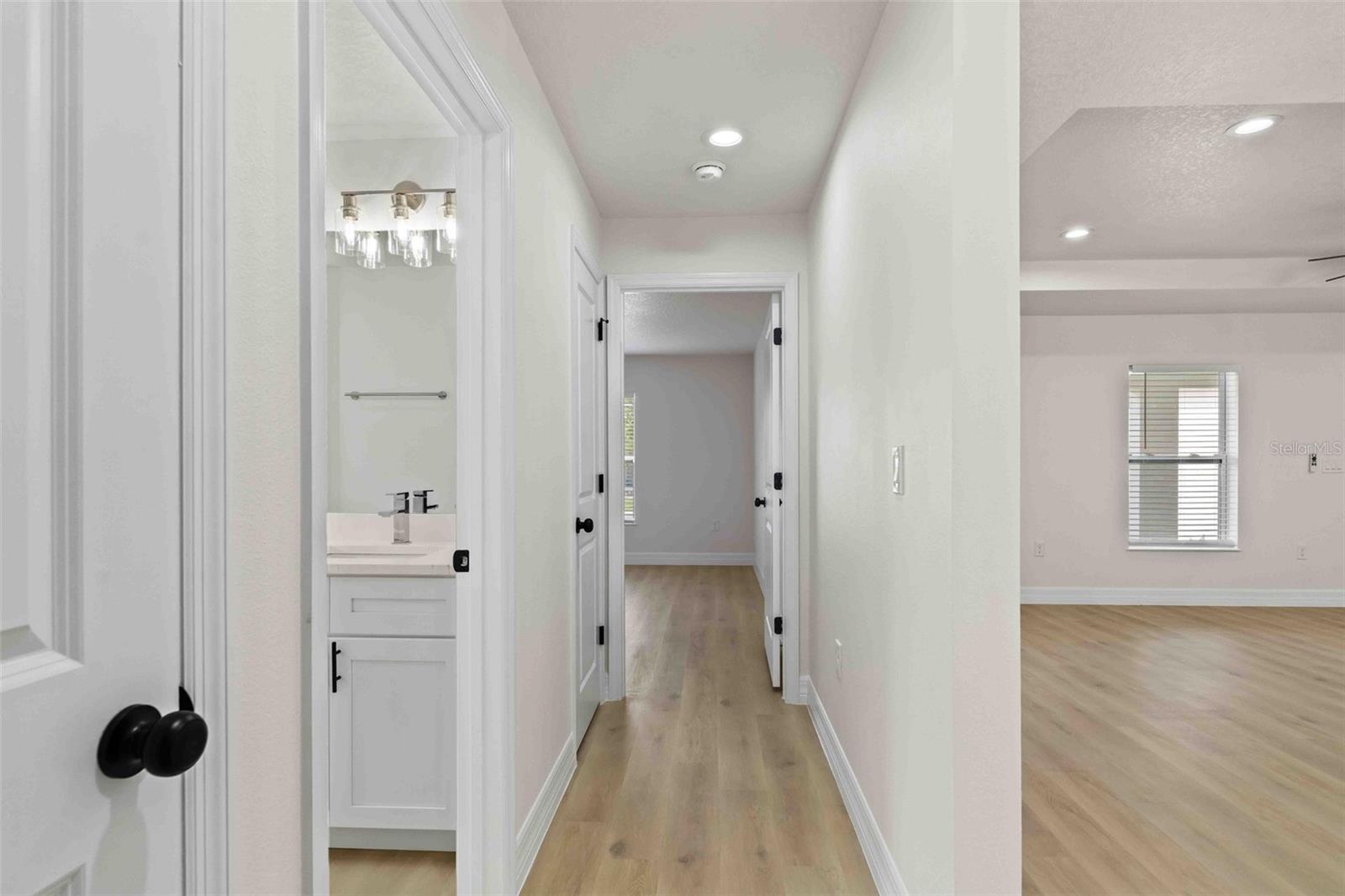 SEVEN HILLS - Residential