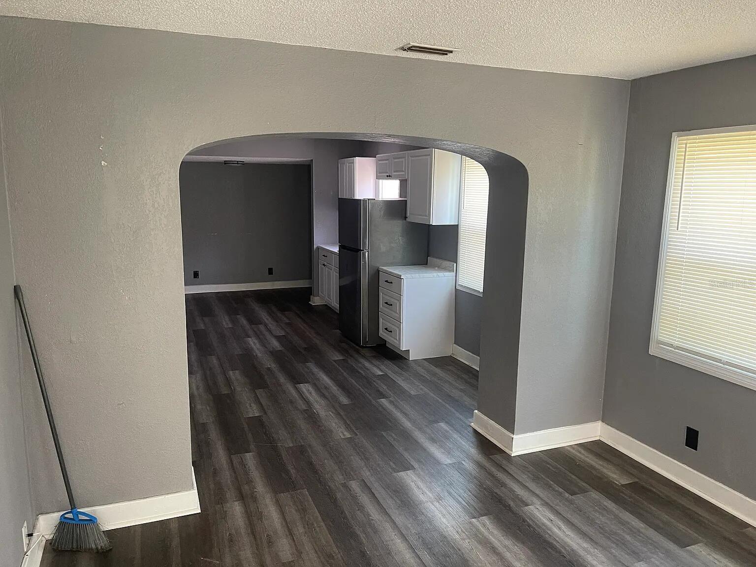 1301 PRESCOTT STREET S