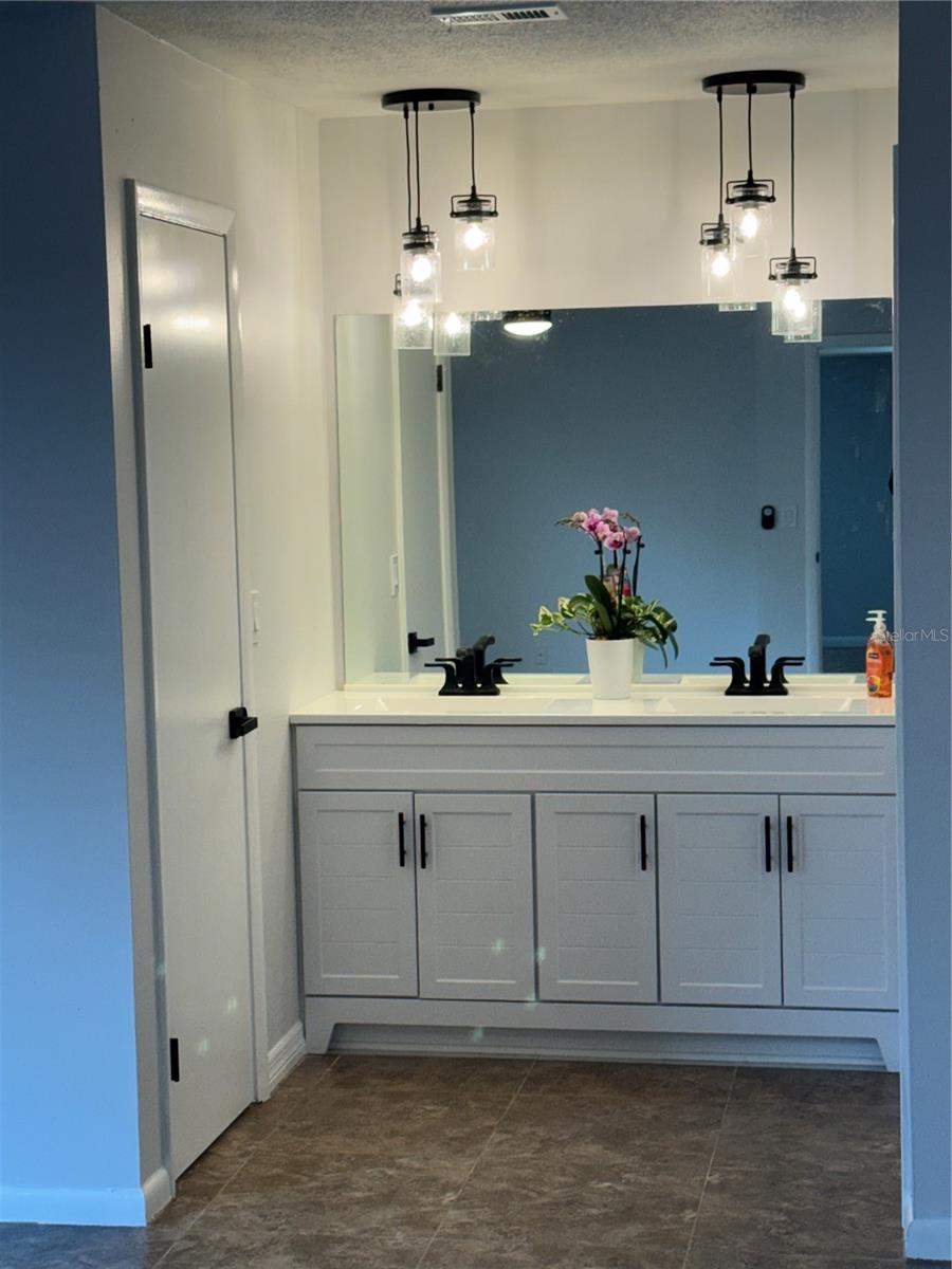 COUNTRY PLACE UNIT II - Residential