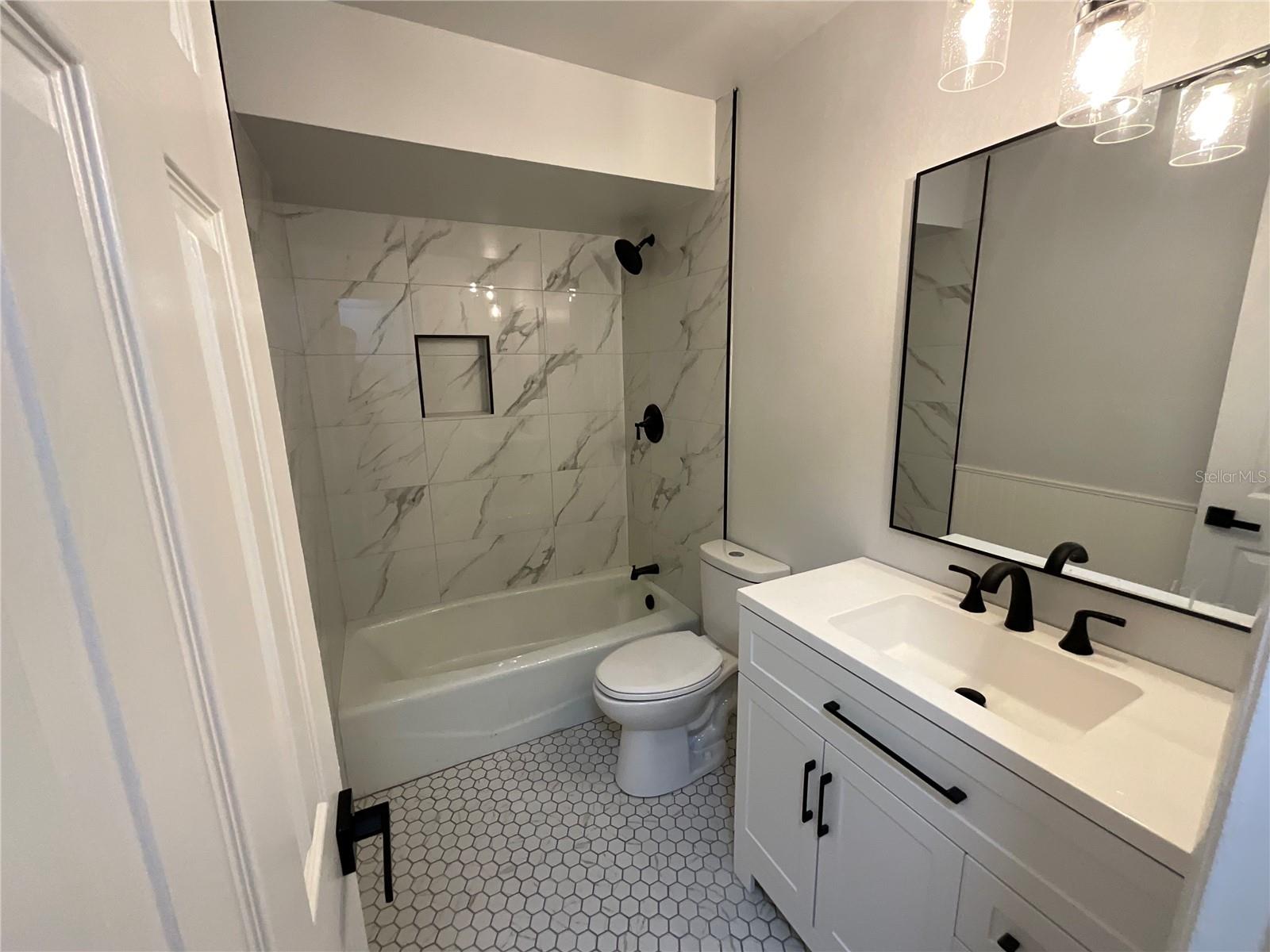 COUNTRY PLACE UNIT II - Residential
