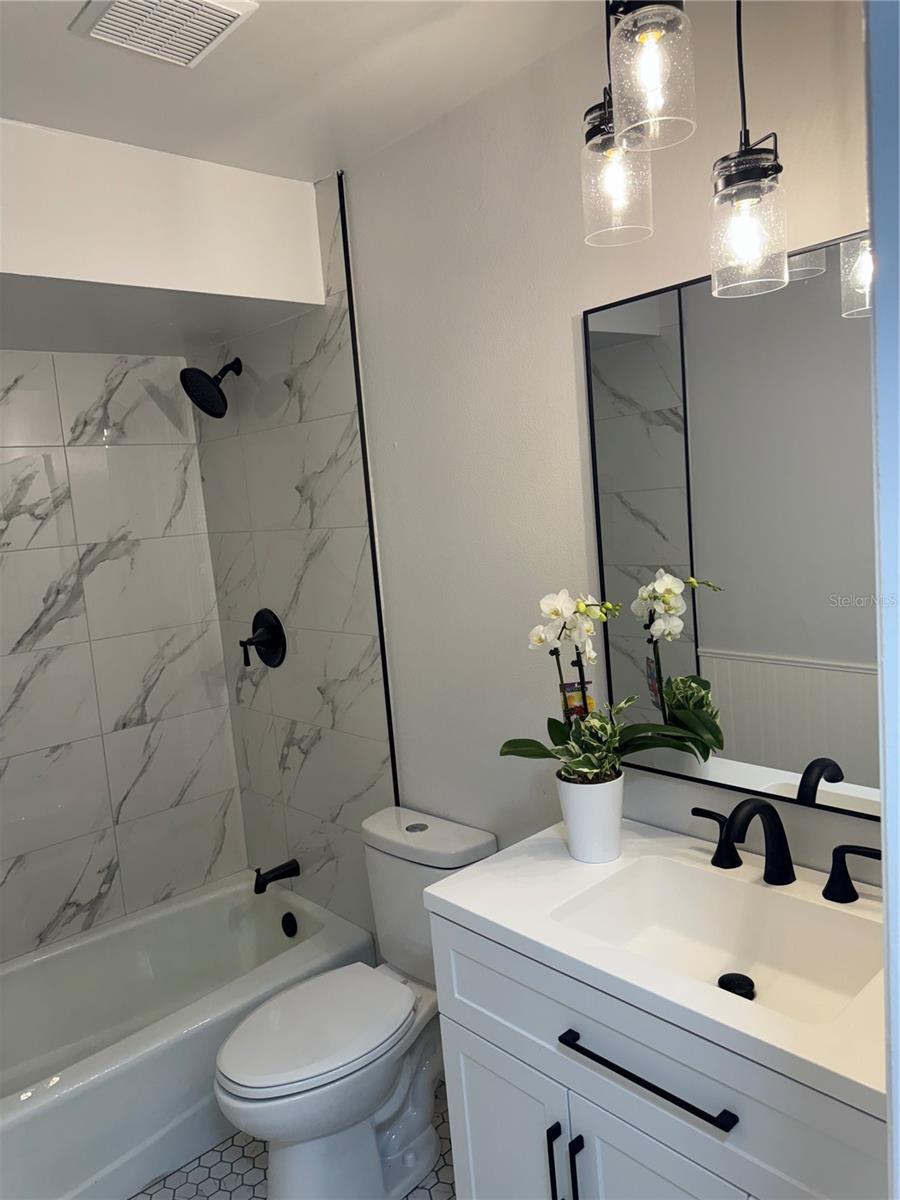 COUNTRY PLACE UNIT II - Residential