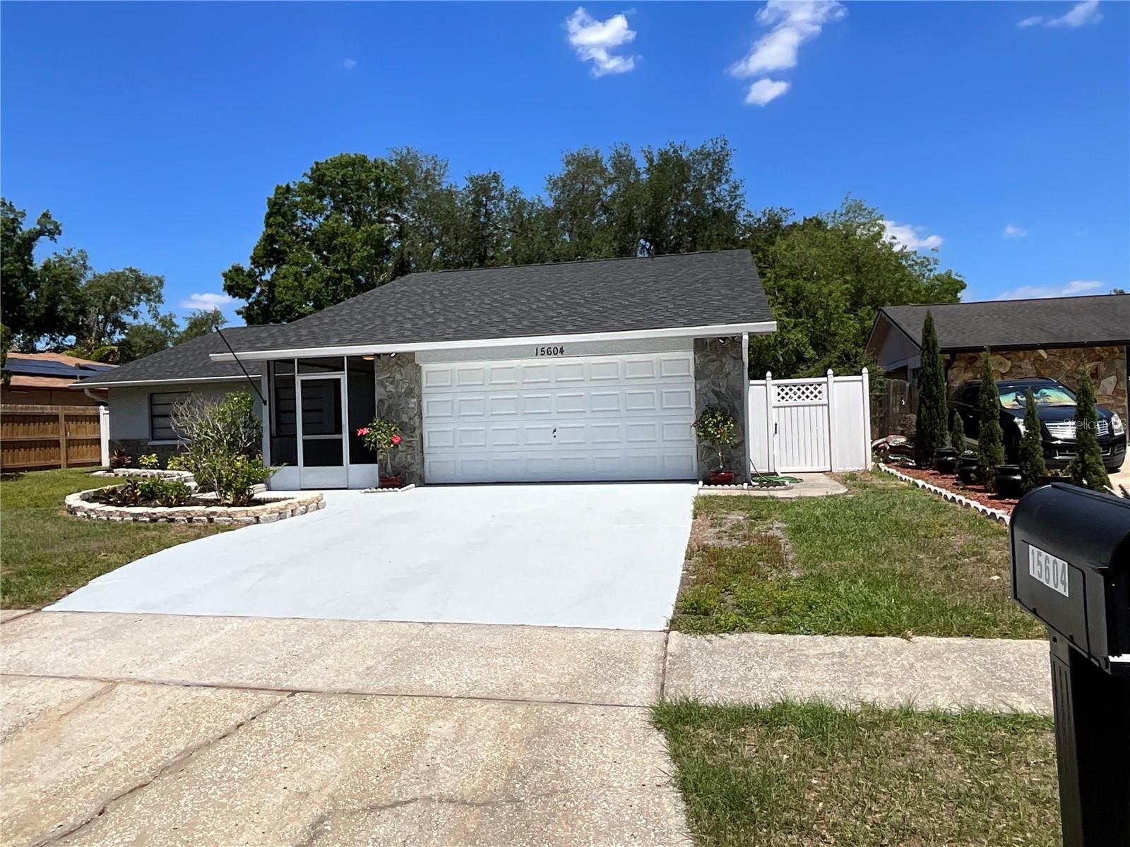 COUNTRY PLACE UNIT II - Residential