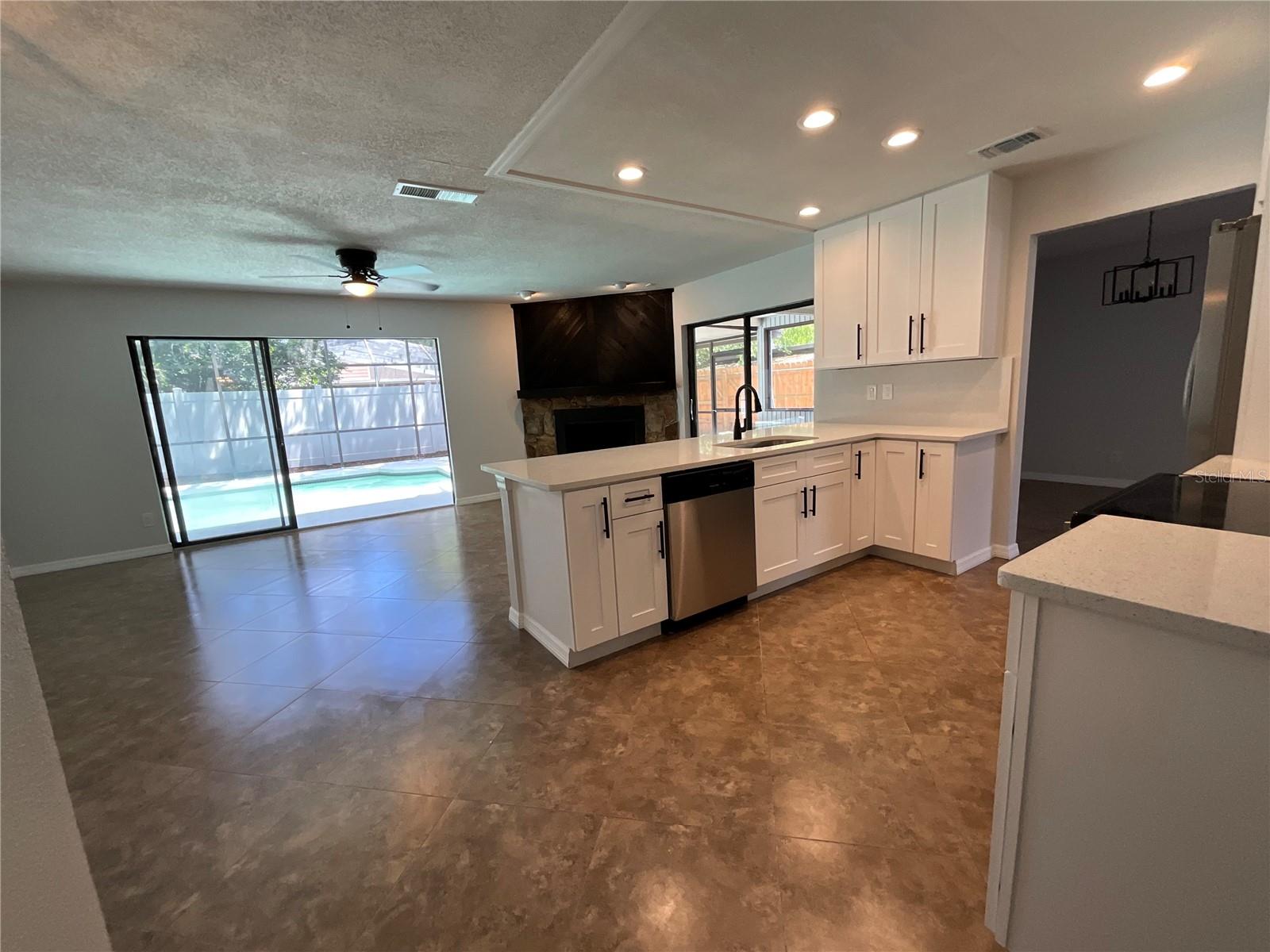 15604 TIMBERLINE DRIVE