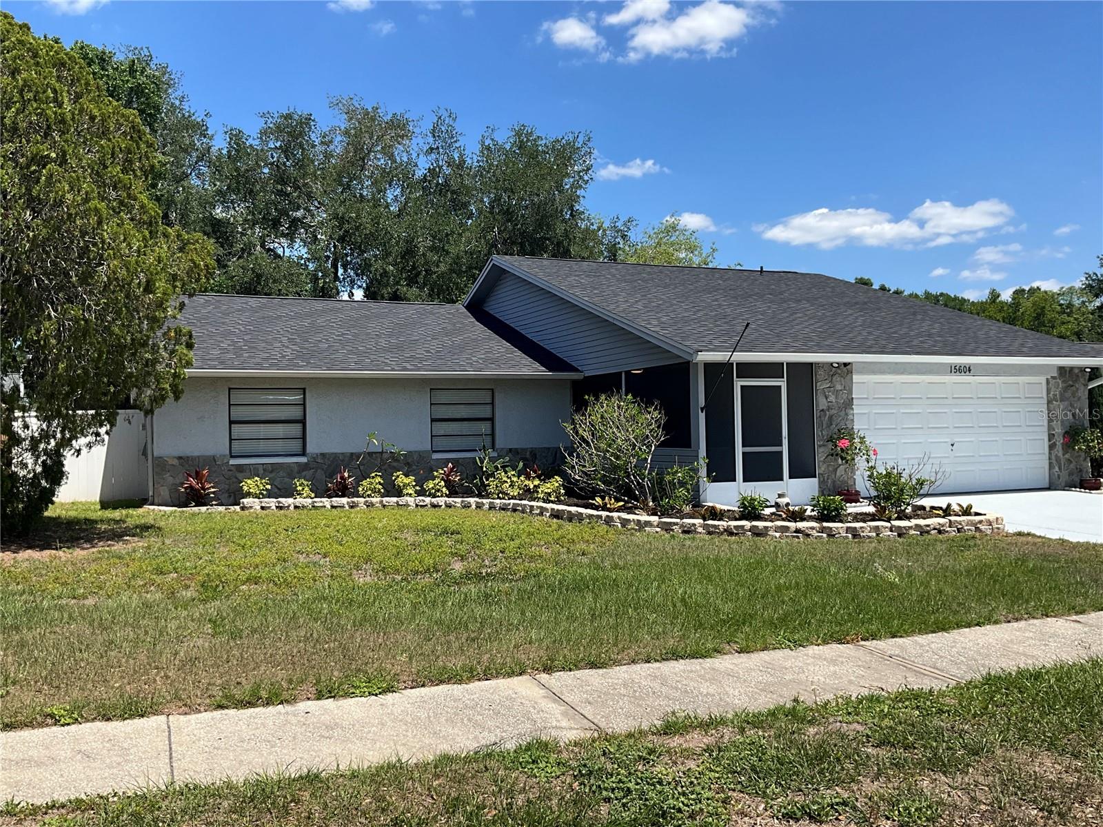 COUNTRY PLACE UNIT II - Residential