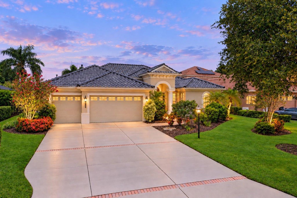 Photo of 13409 Kildare Place, Lakewood Ranch, FL 34202 (MLS # A4709744)