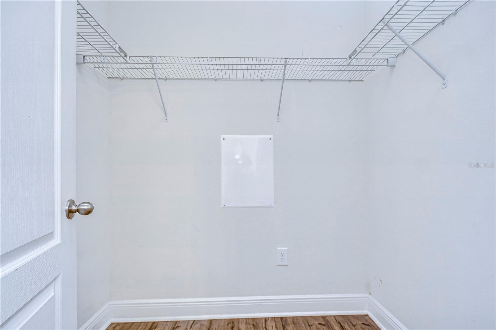 BROADWAY CENTRE TWNHMS - Residential