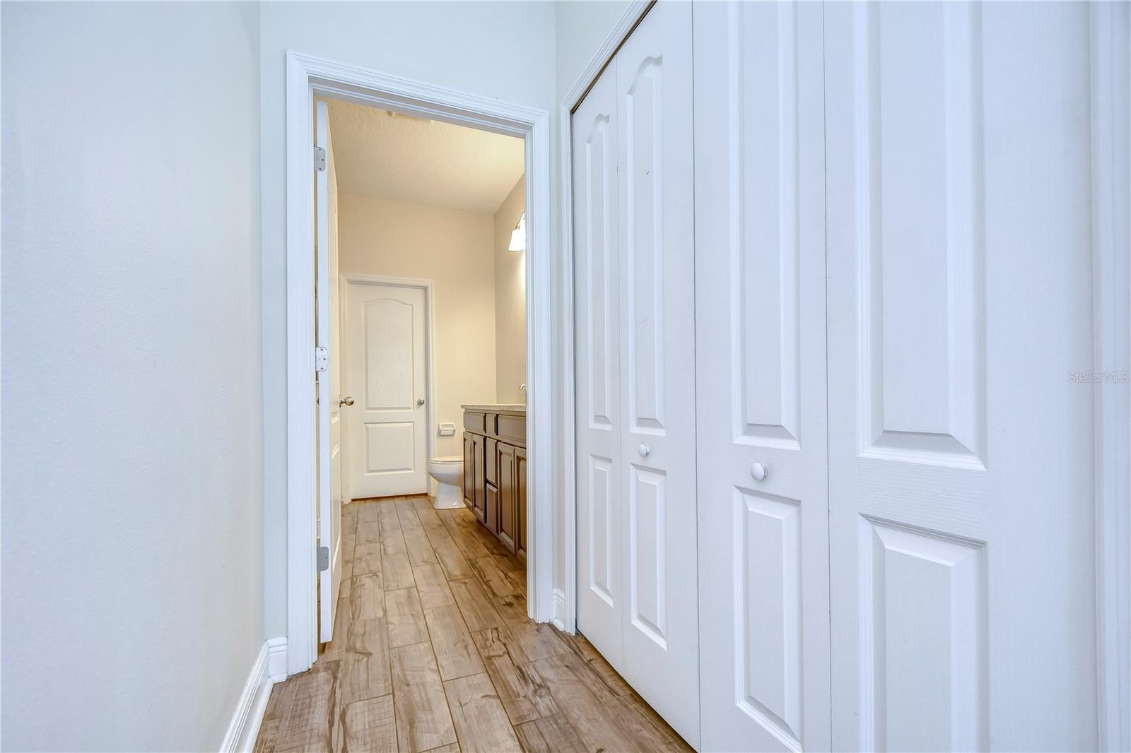 BROADWAY CENTRE TWNHMS - Residential