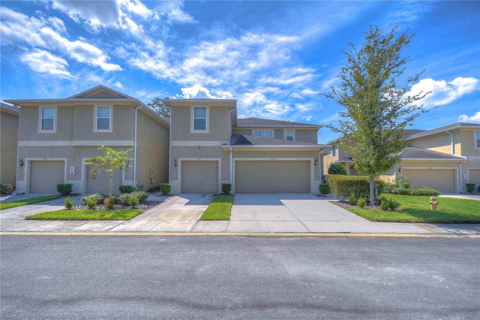 BROADWAY CENTRE TWNHMS - Residential