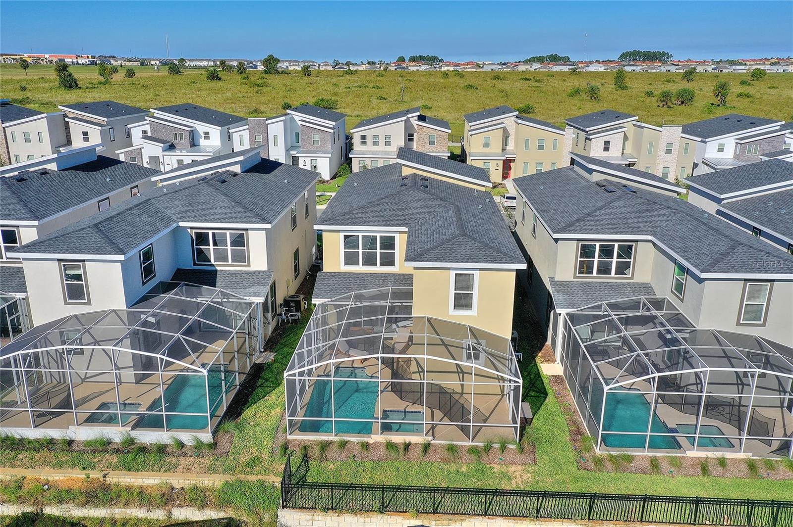 STONEYBROOK SOUTH NORTH - Residential