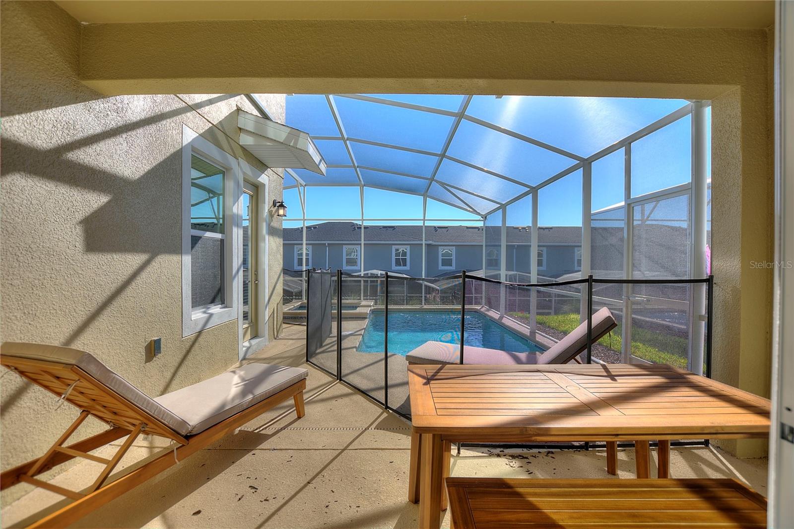STONEYBROOK SOUTH NORTH - Residential