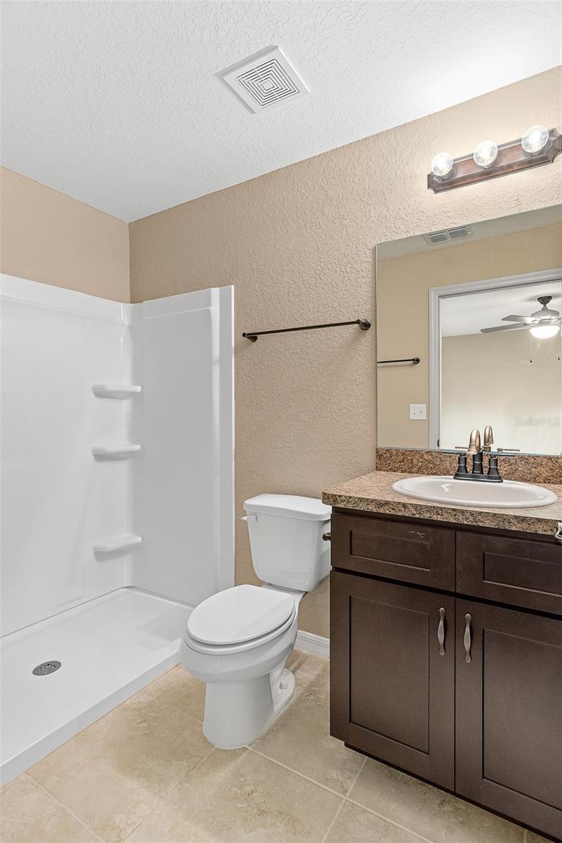 MARION OAKS UN 10 - Residential Lease