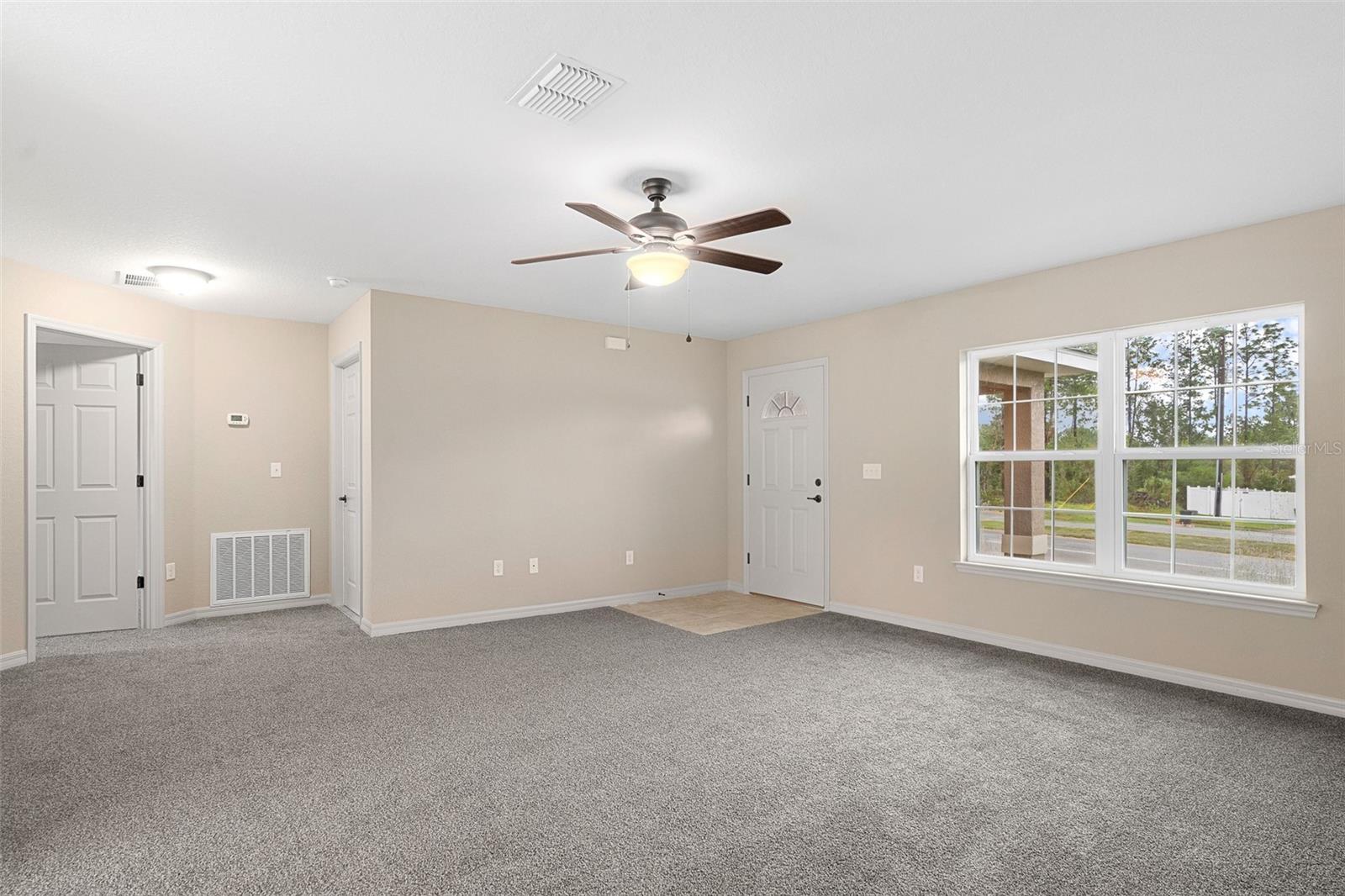 MARION OAKS UN 10 - Residential Lease