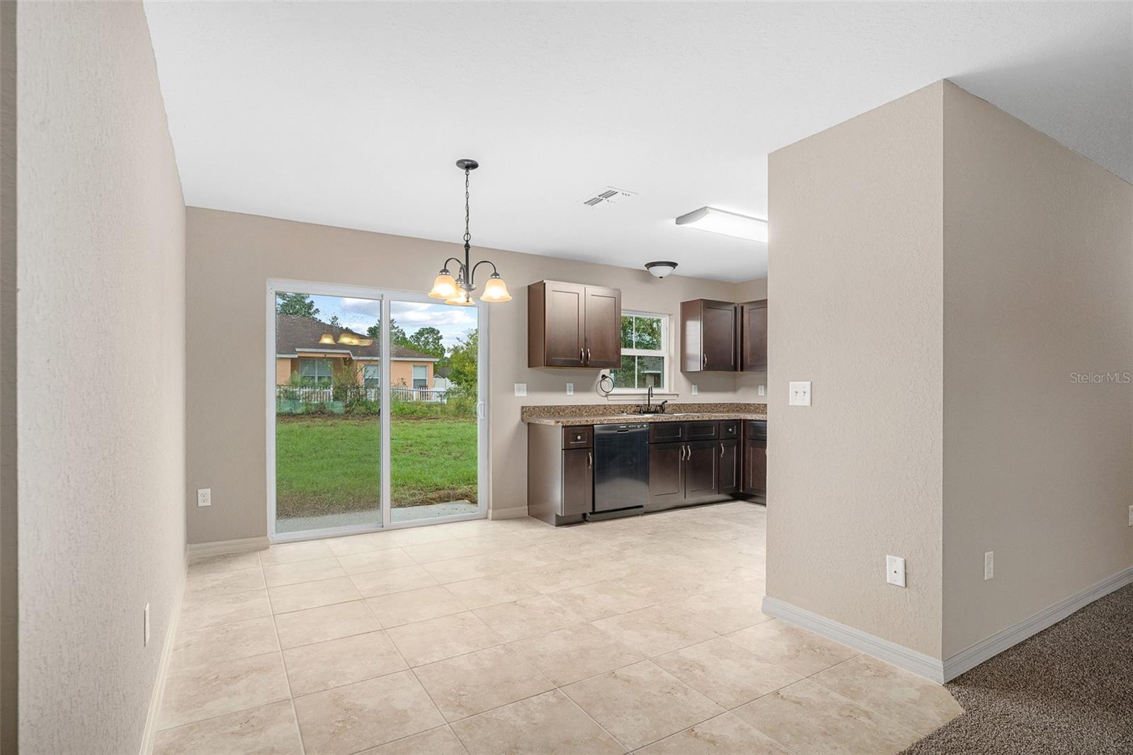 MARION OAKS UN 10 - Residential Lease