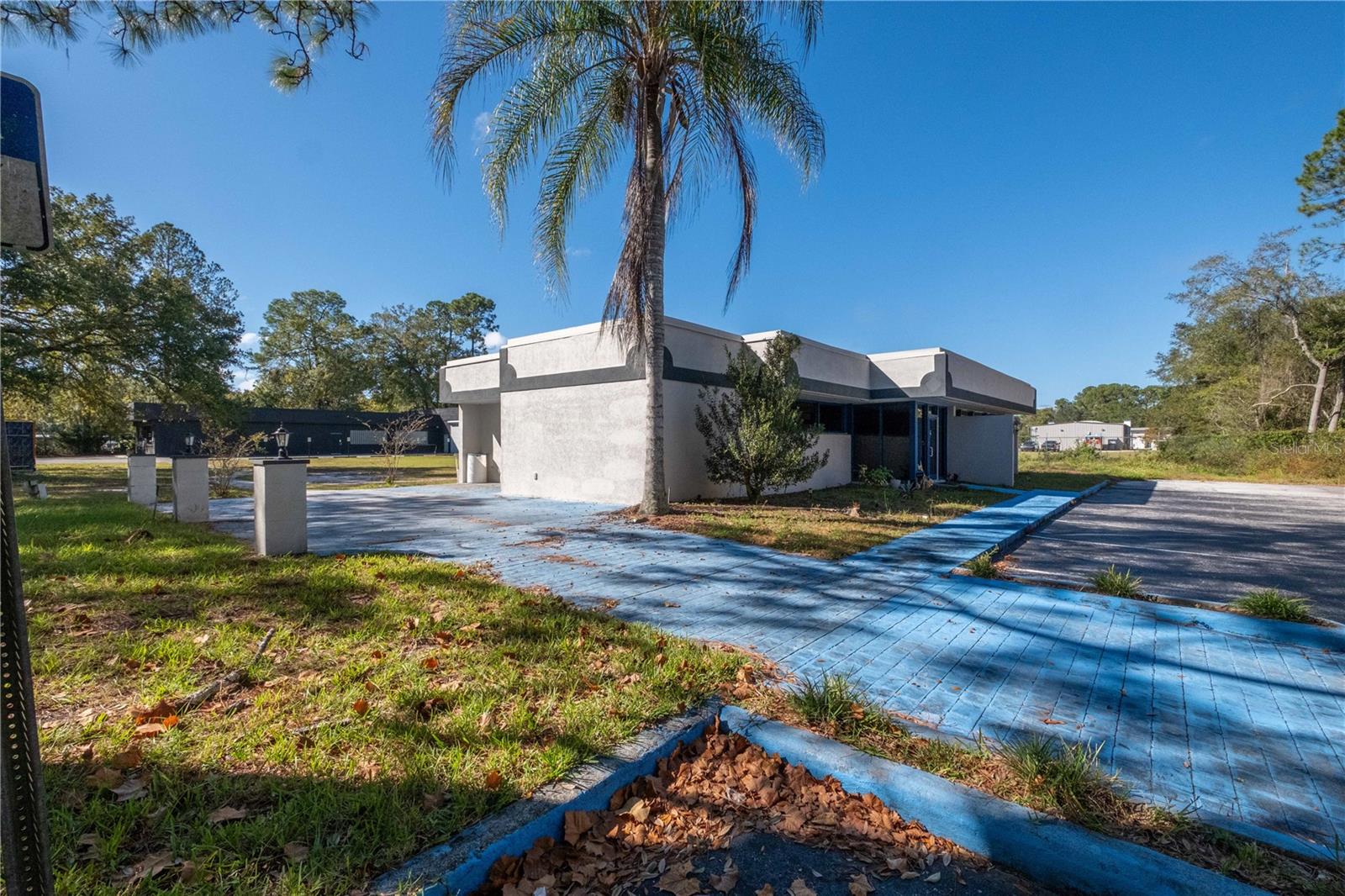 MCCOYS COMM CENTER - Commercial Sale