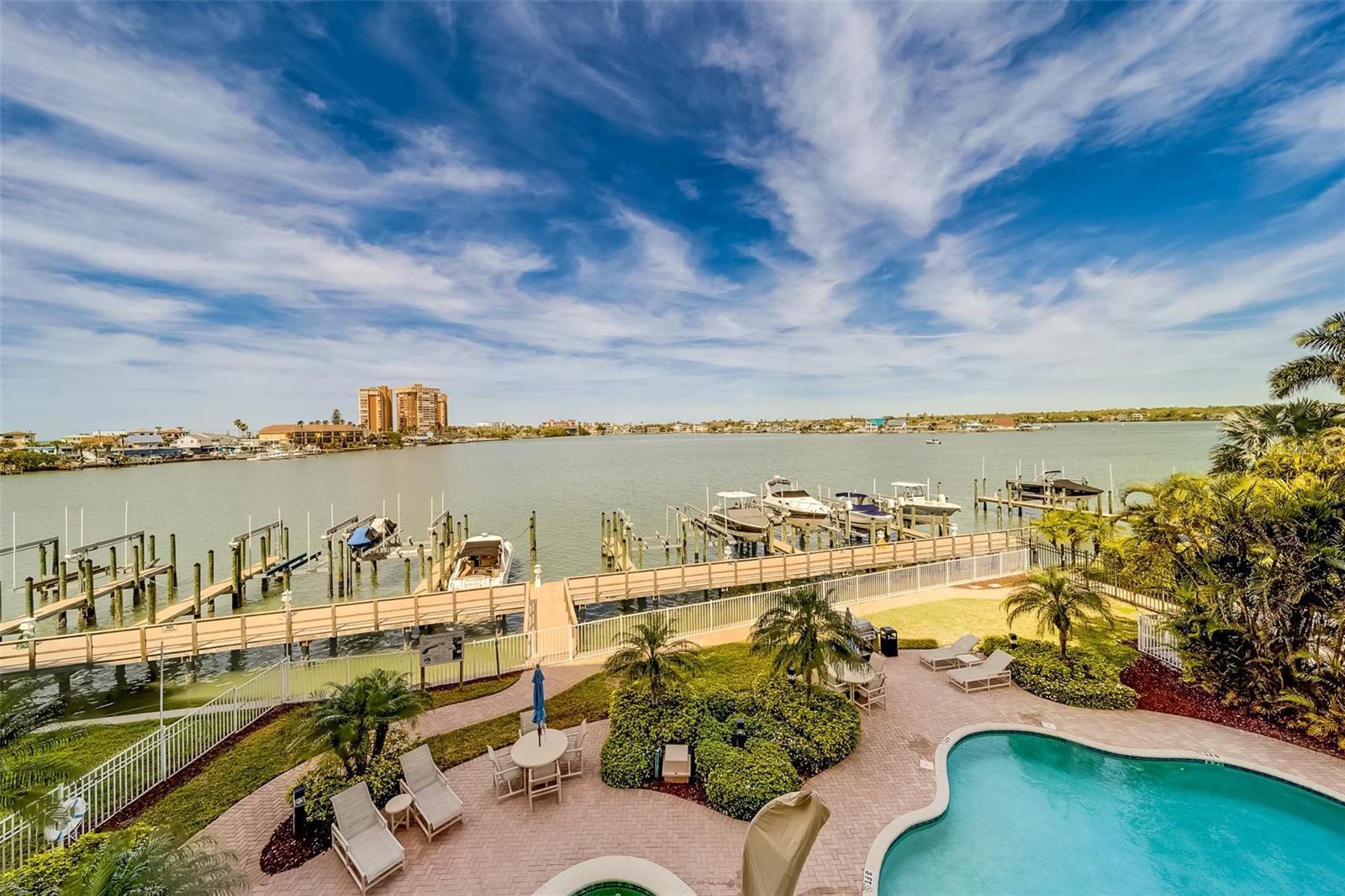 LA BAHIA CONDO - Residential Lease