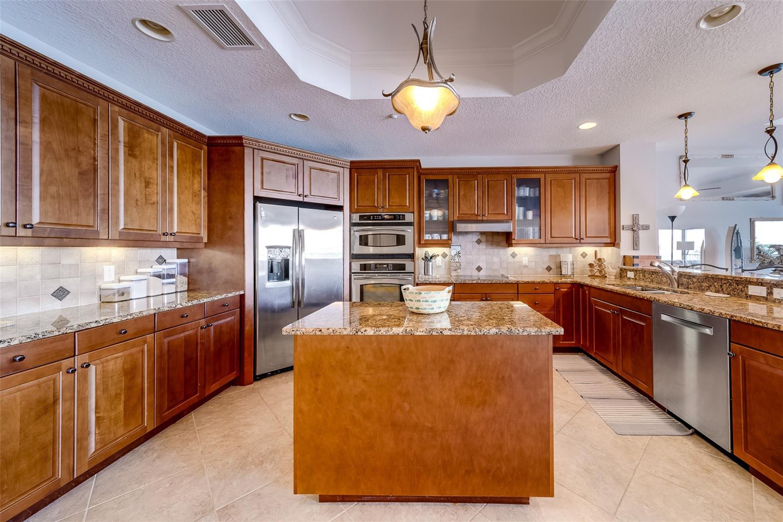 LA BAHIA CONDO - Residential Lease