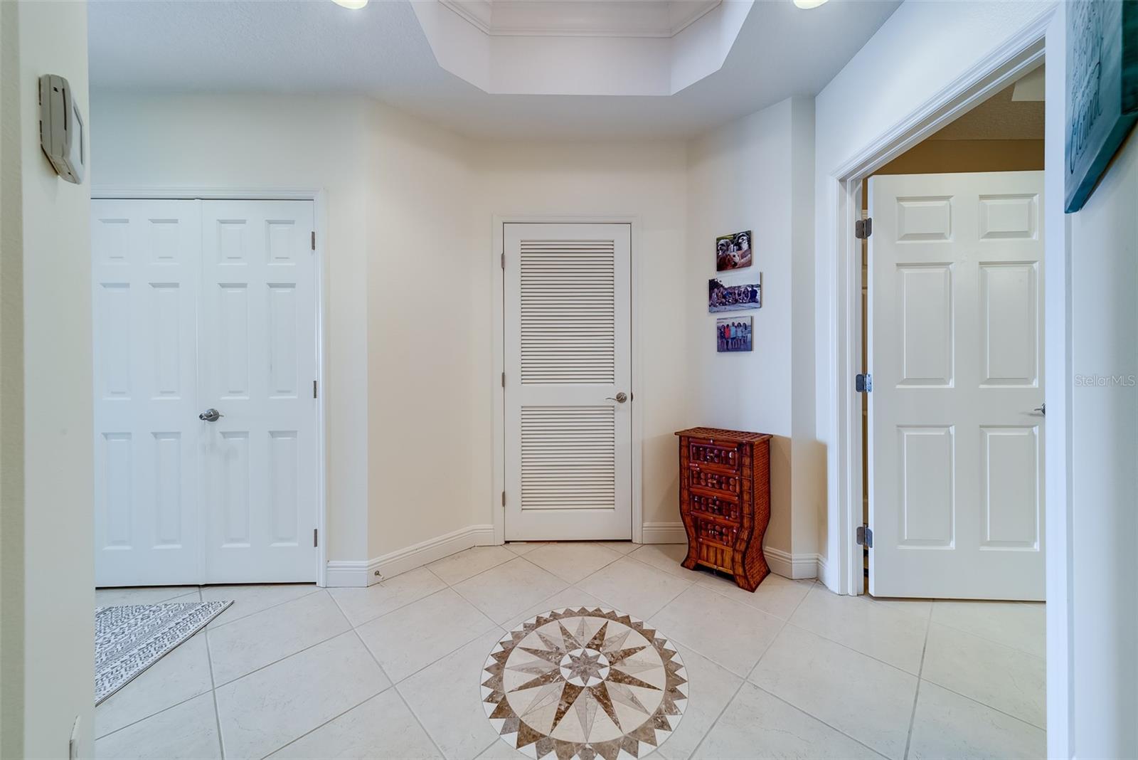 LA BAHIA CONDO - Residential Lease