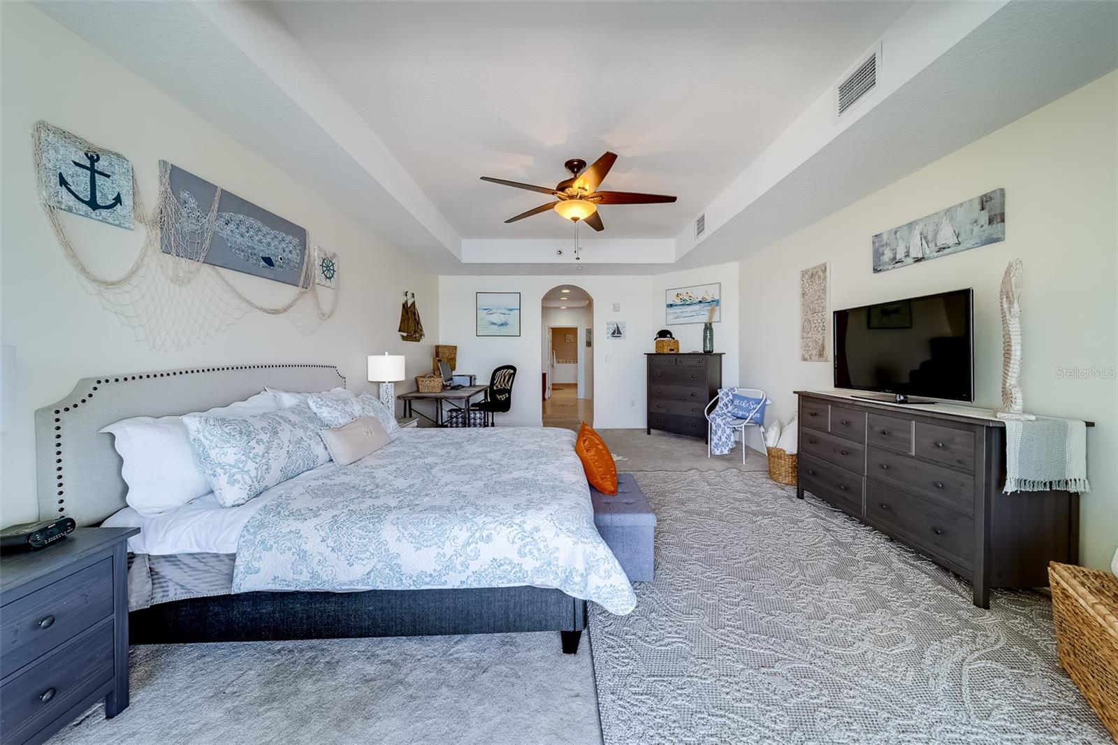 LA BAHIA CONDO - Residential Lease