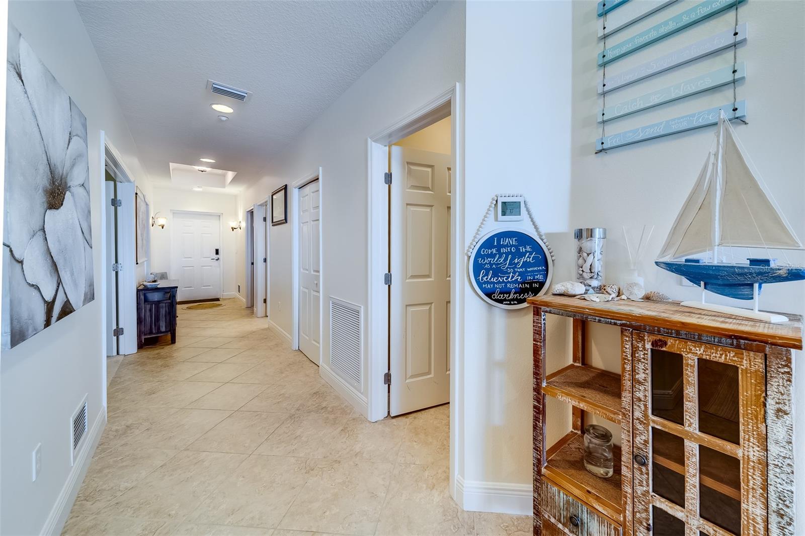 LA BAHIA CONDO - Residential Lease