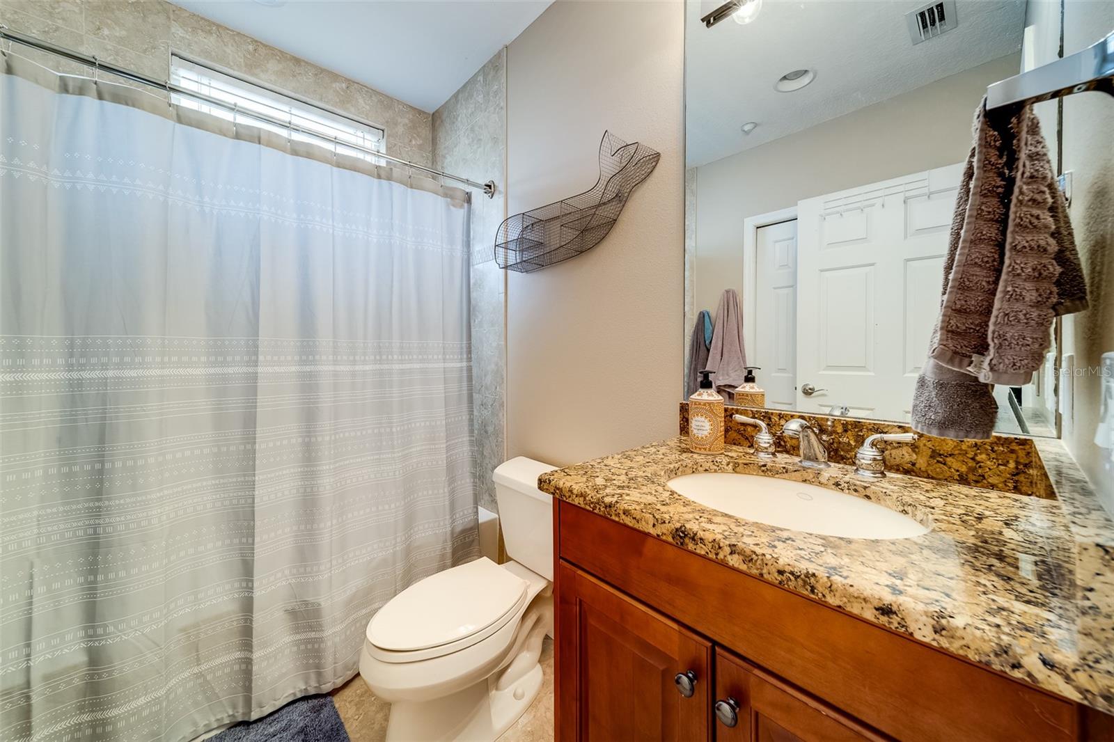 LA BAHIA CONDO - Residential Lease