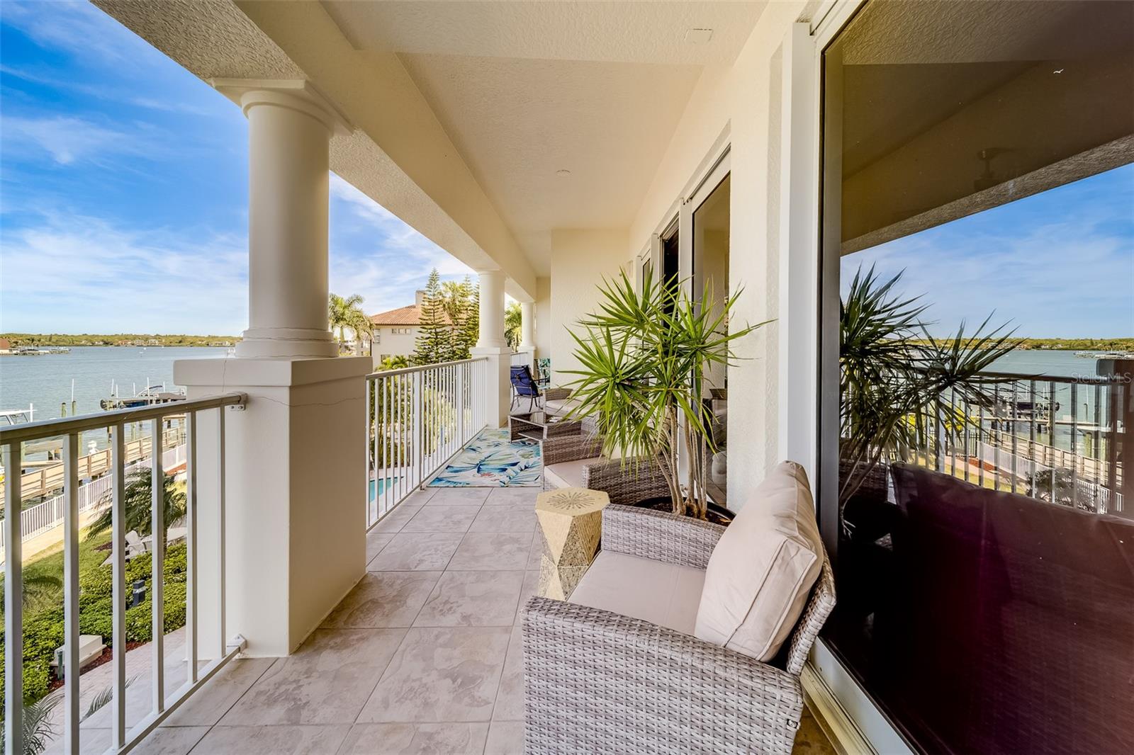 LA BAHIA CONDO - Residential Lease