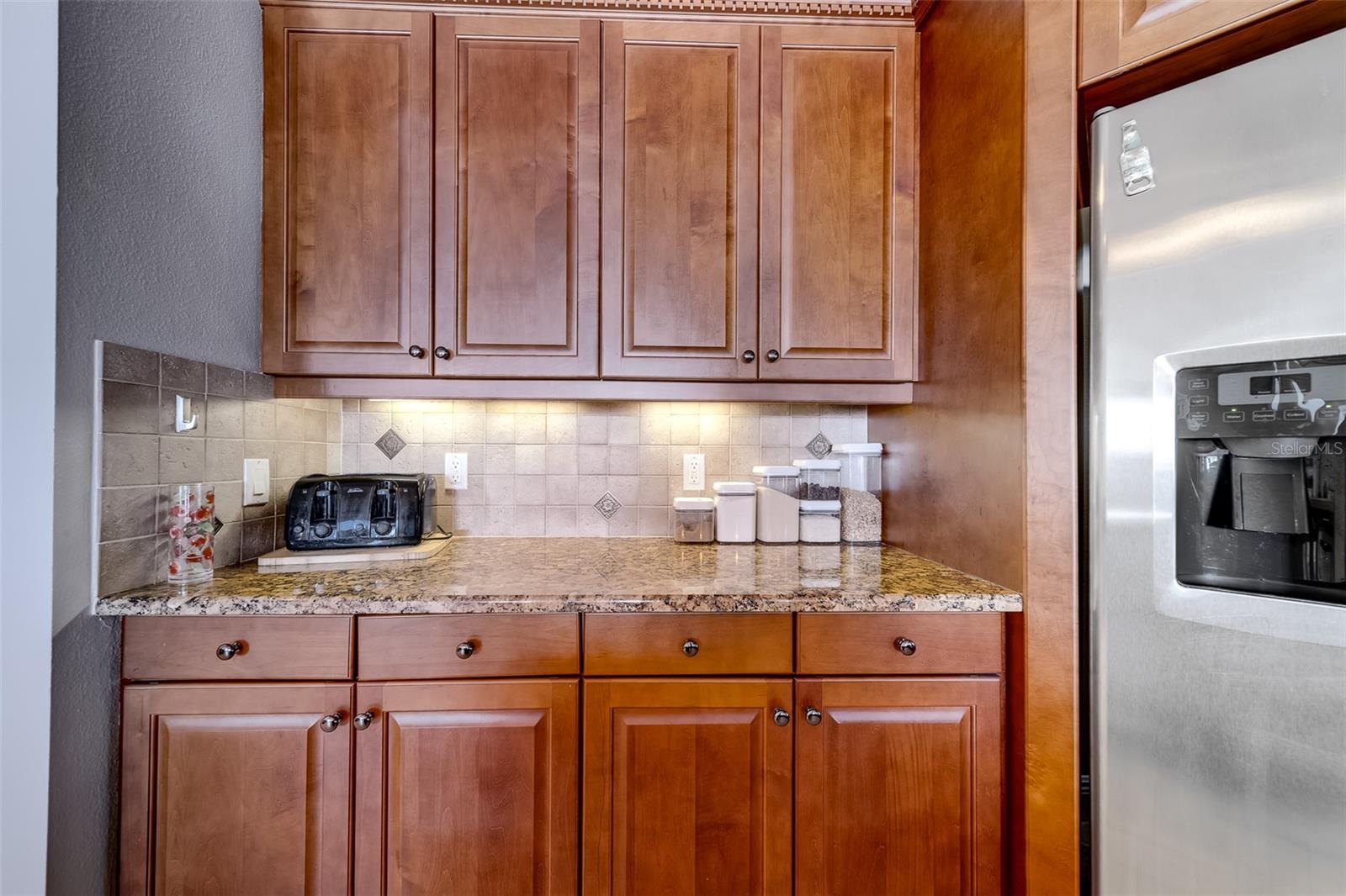 LA BAHIA CONDO - Residential Lease