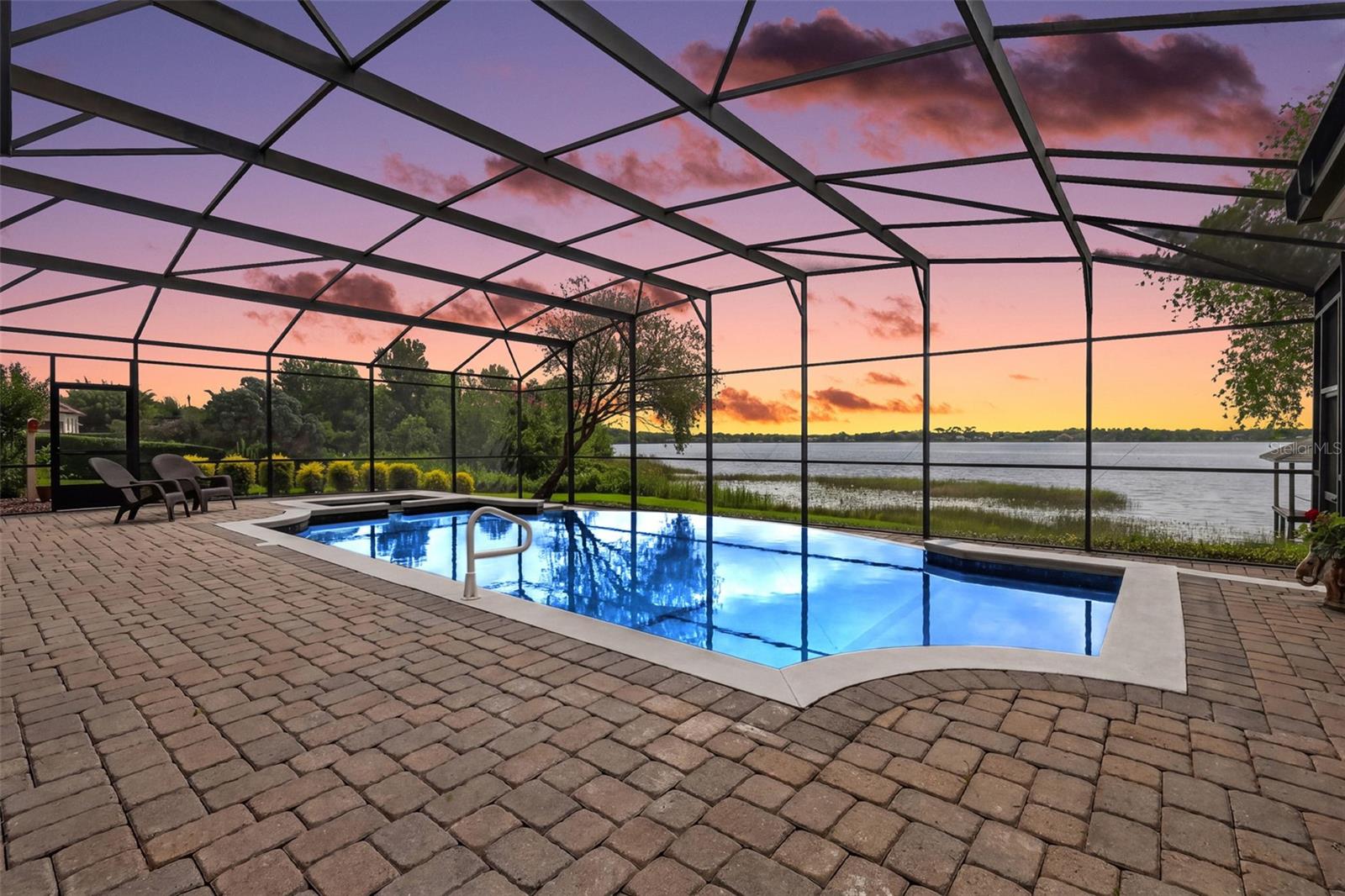 LOCH LEVEN PH 01 - Residential