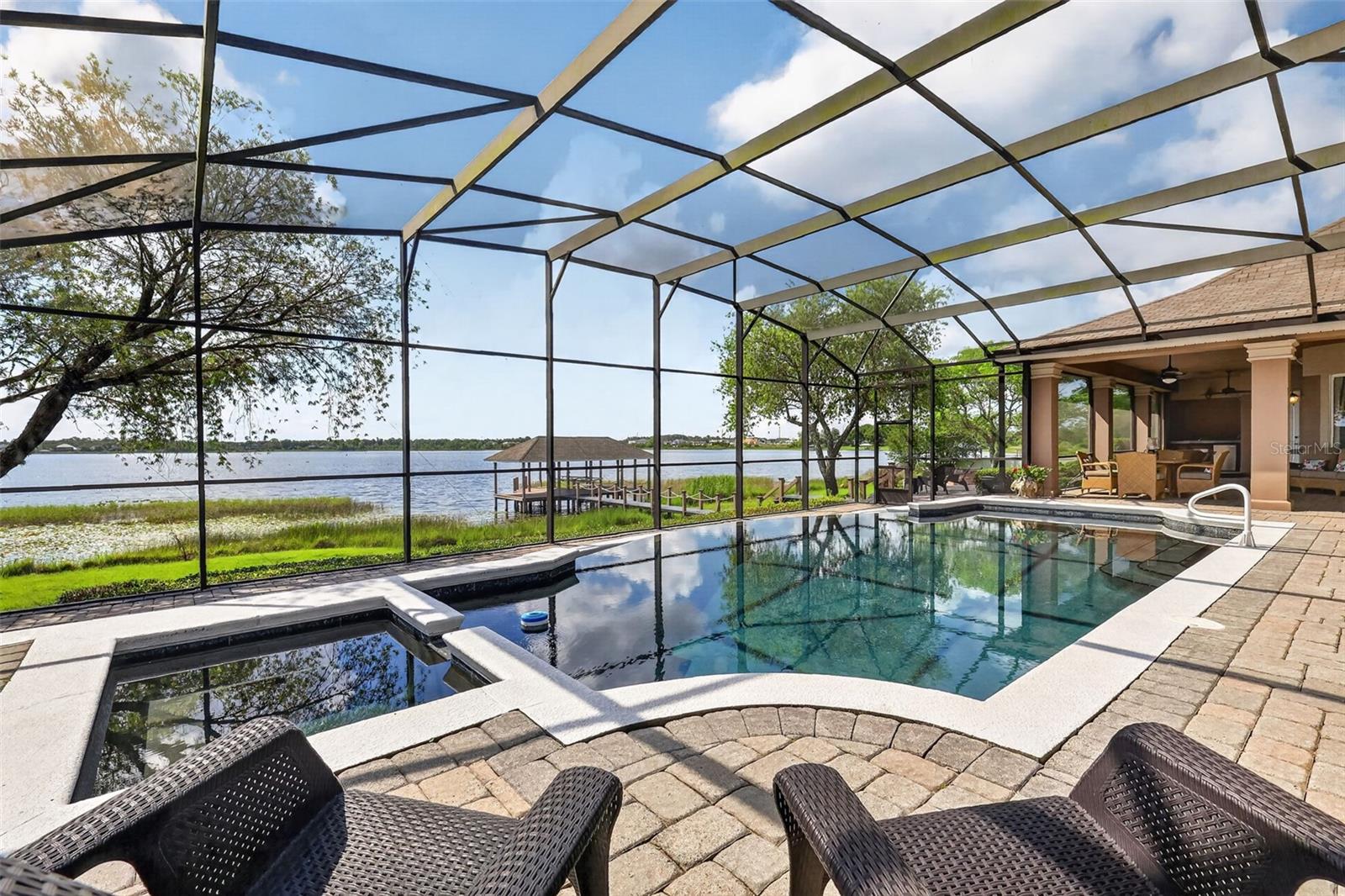 LOCH LEVEN PH 01 - Residential