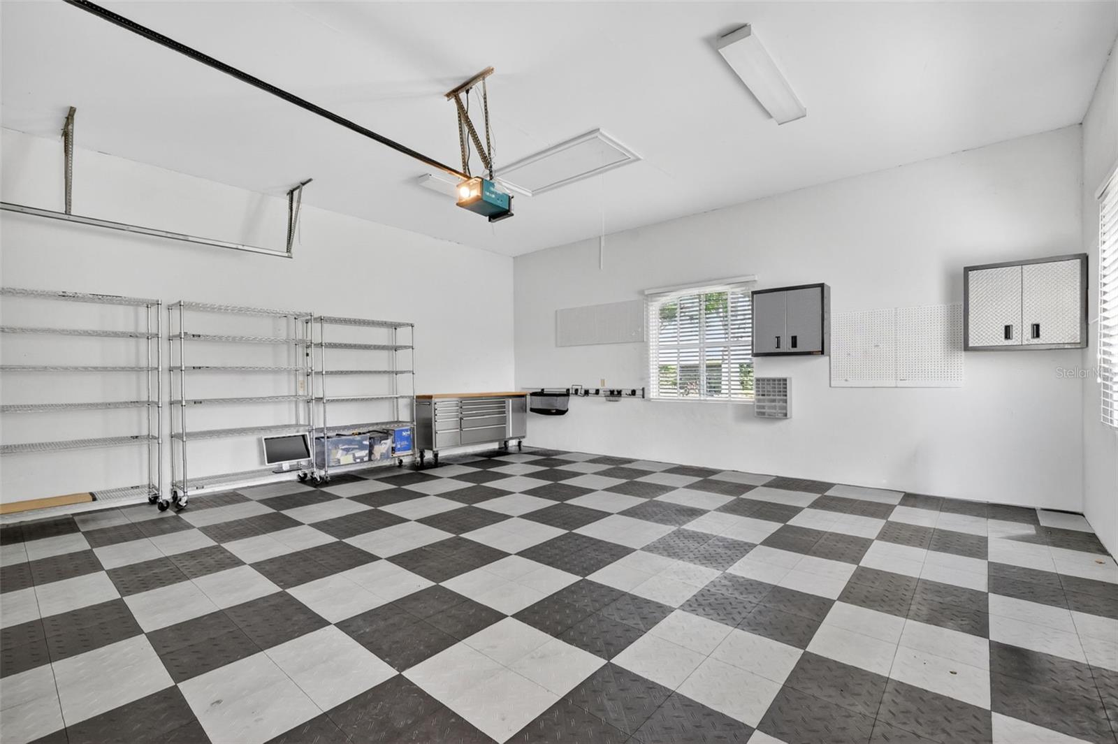 LOCH LEVEN PH 01 - Residential