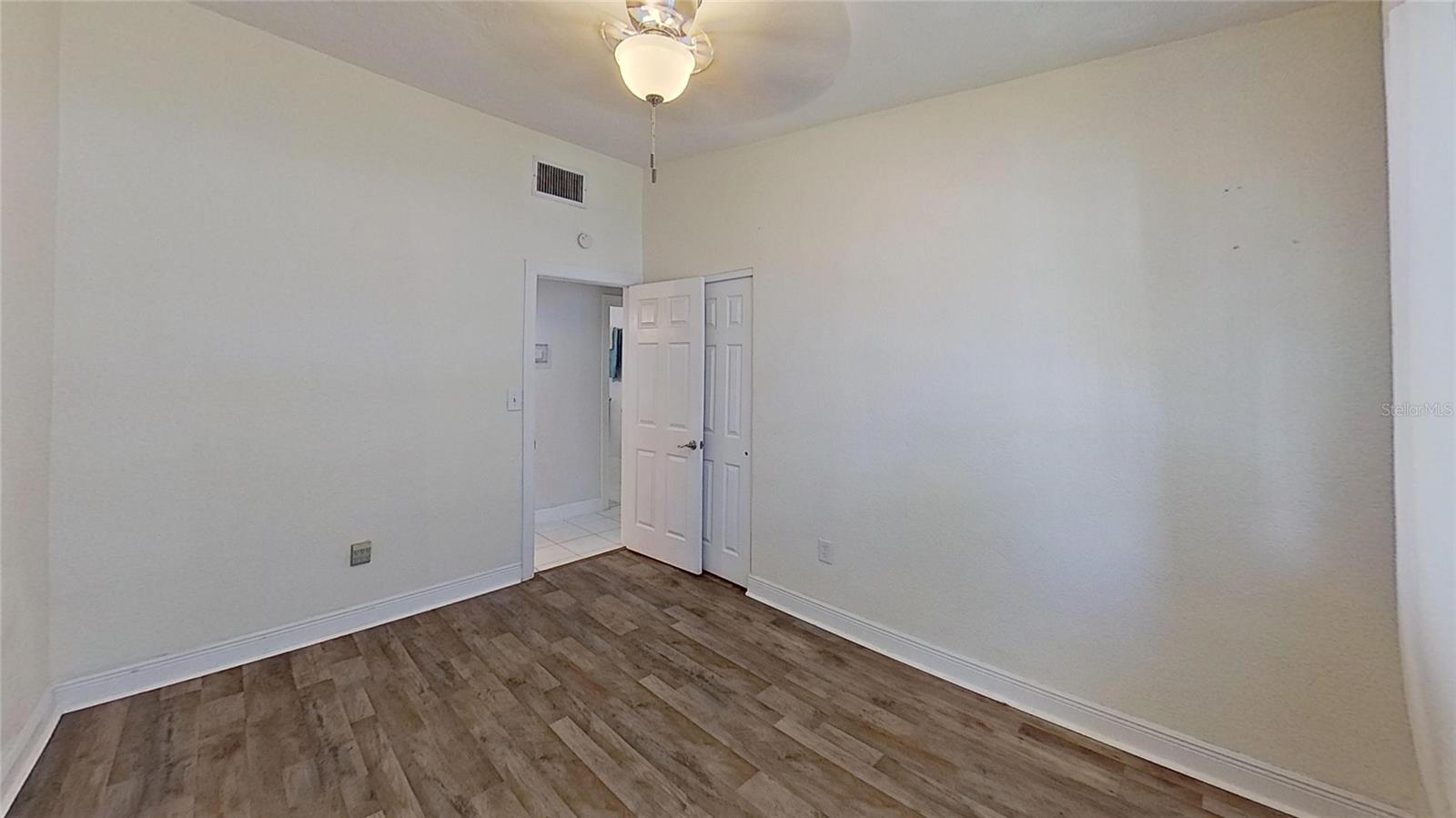 RIDGEWOOD ESTATES ADD 04 RESUB 01 - Residential