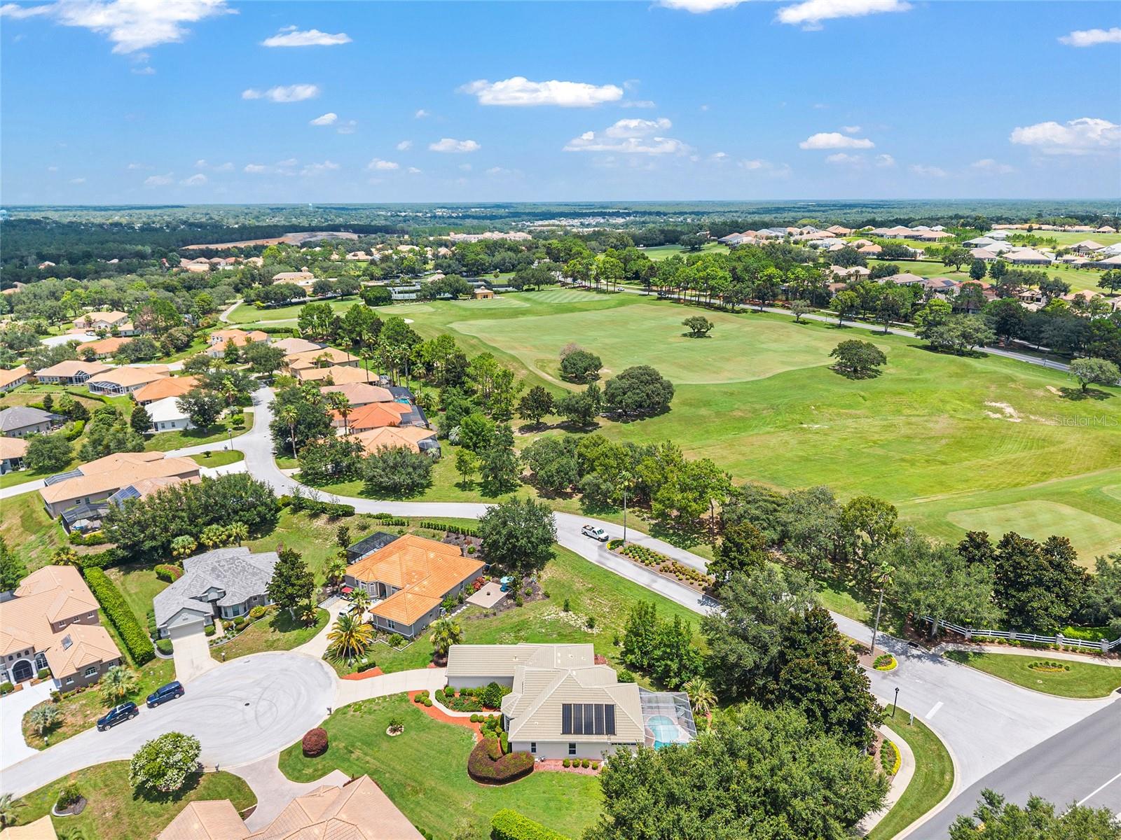 WOODSIDE - Residential