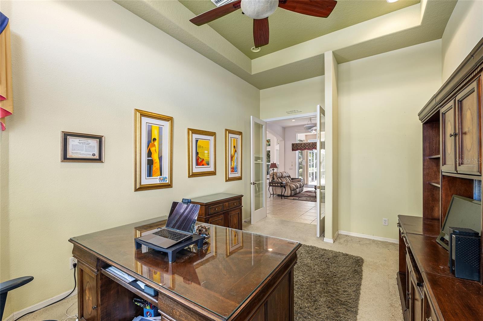WOODSIDE - Residential