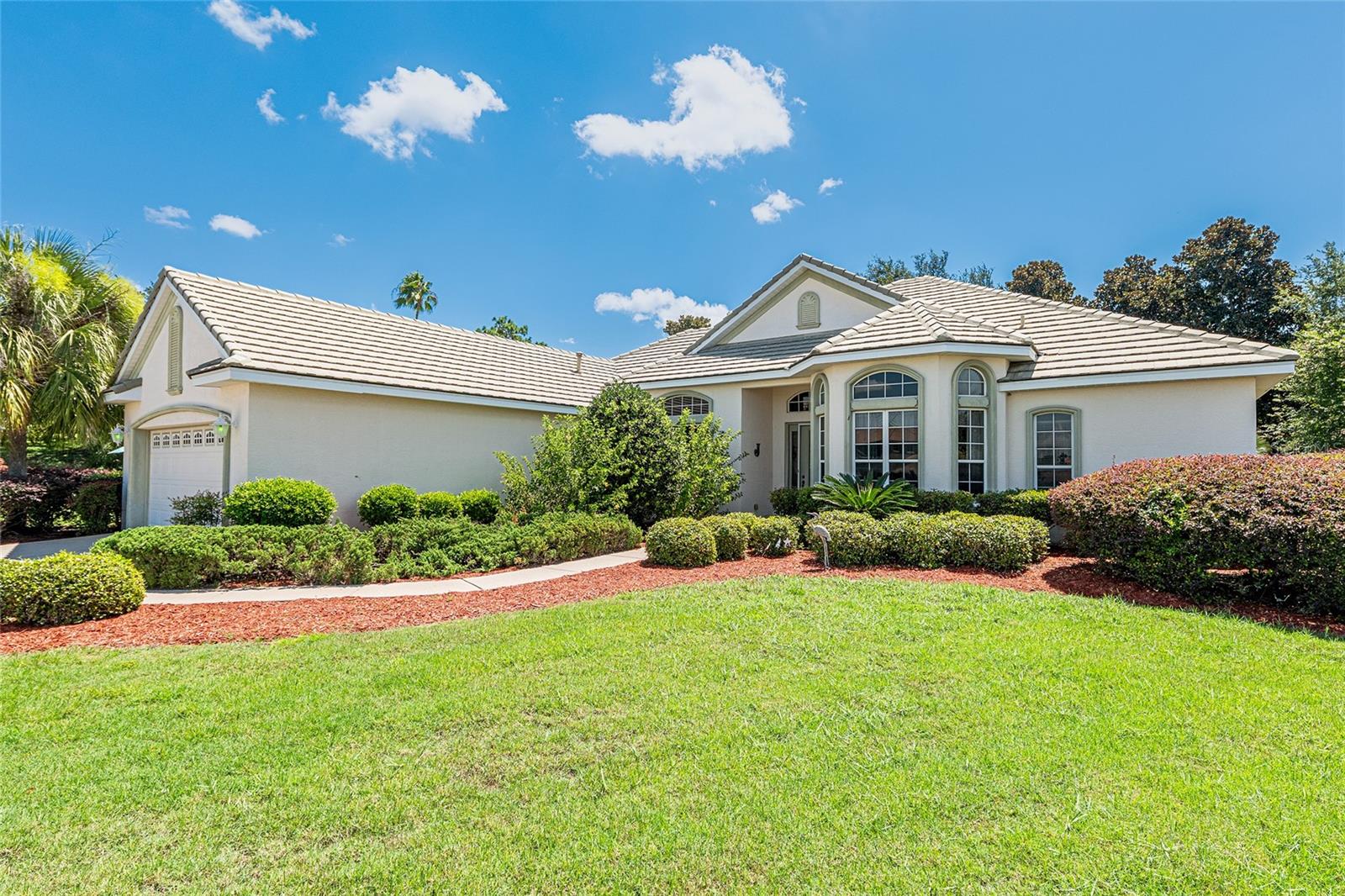 WOODSIDE - Residential