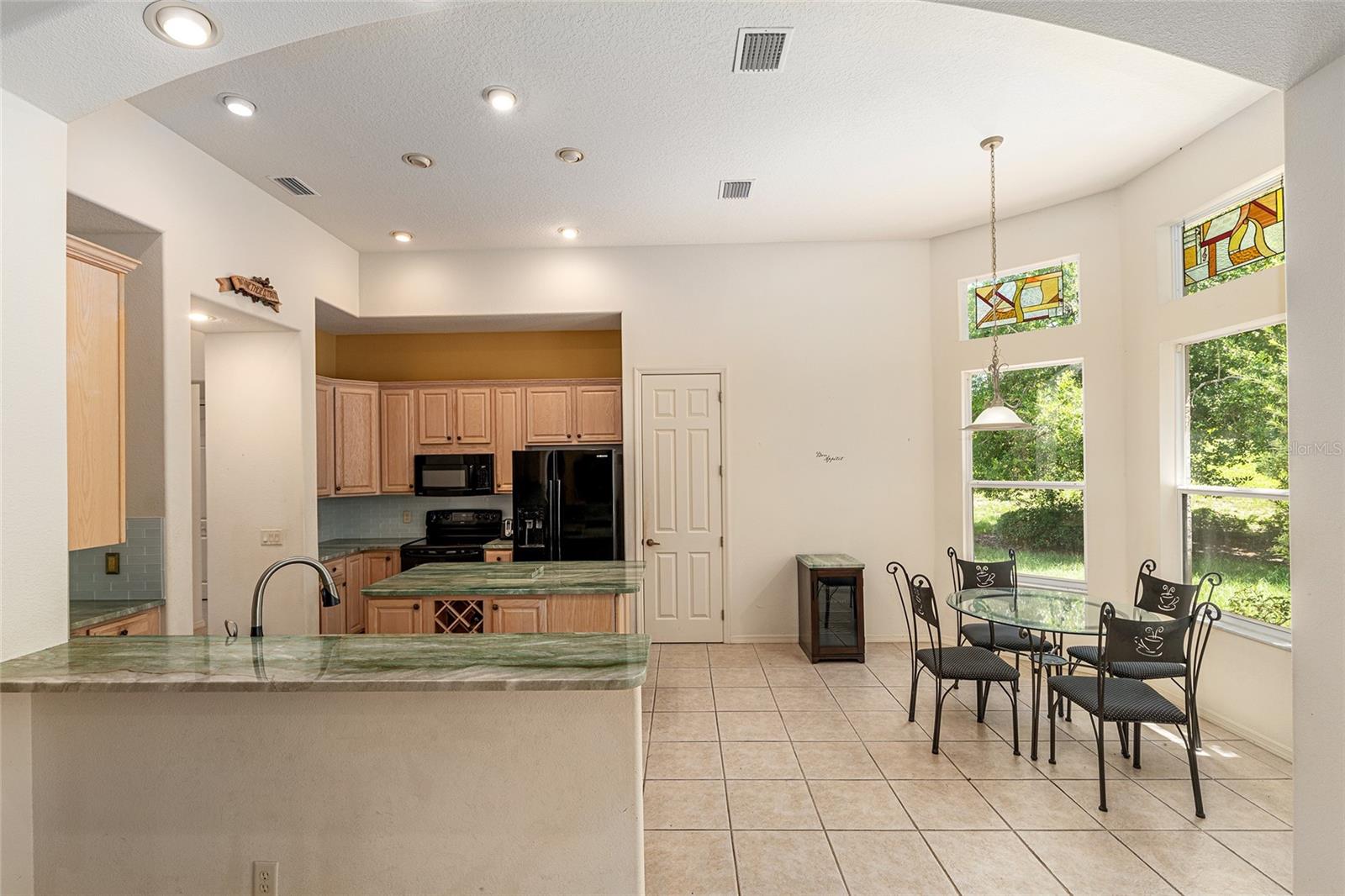 WOODSIDE - Residential