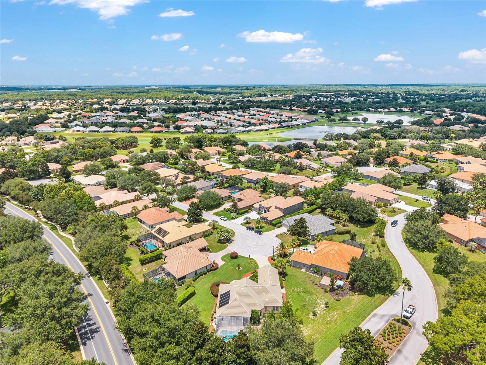 WOODSIDE - Residential