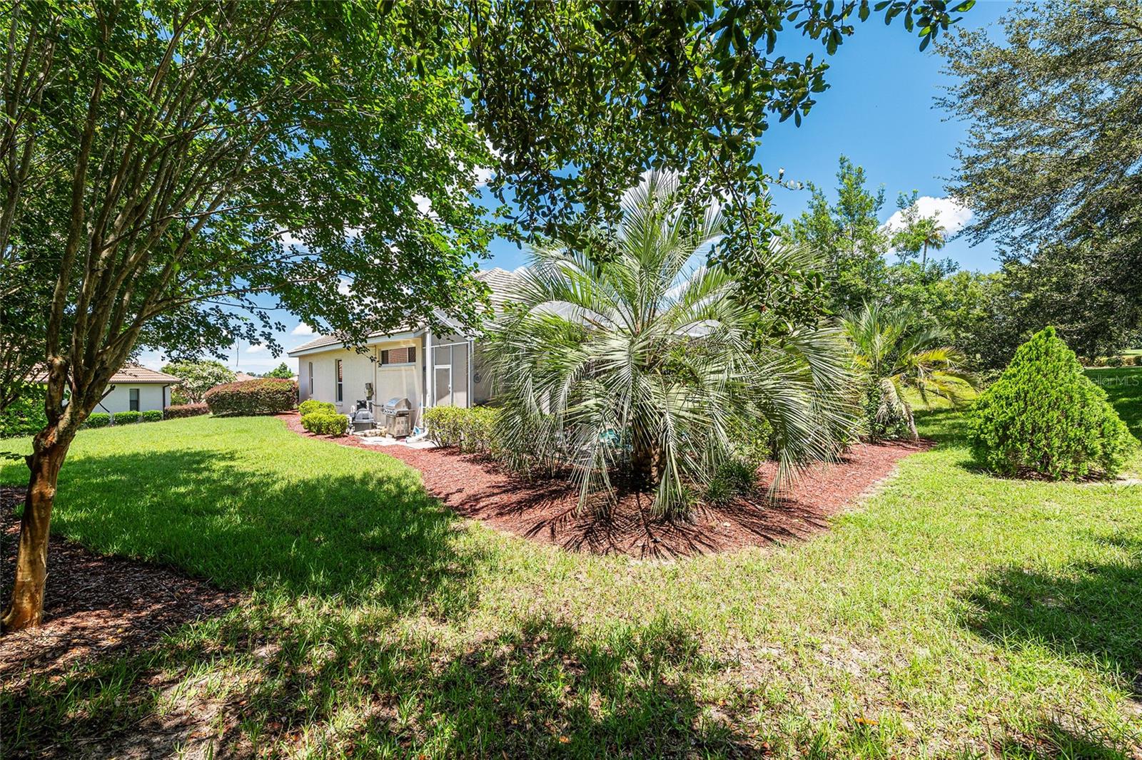 WOODSIDE - Residential