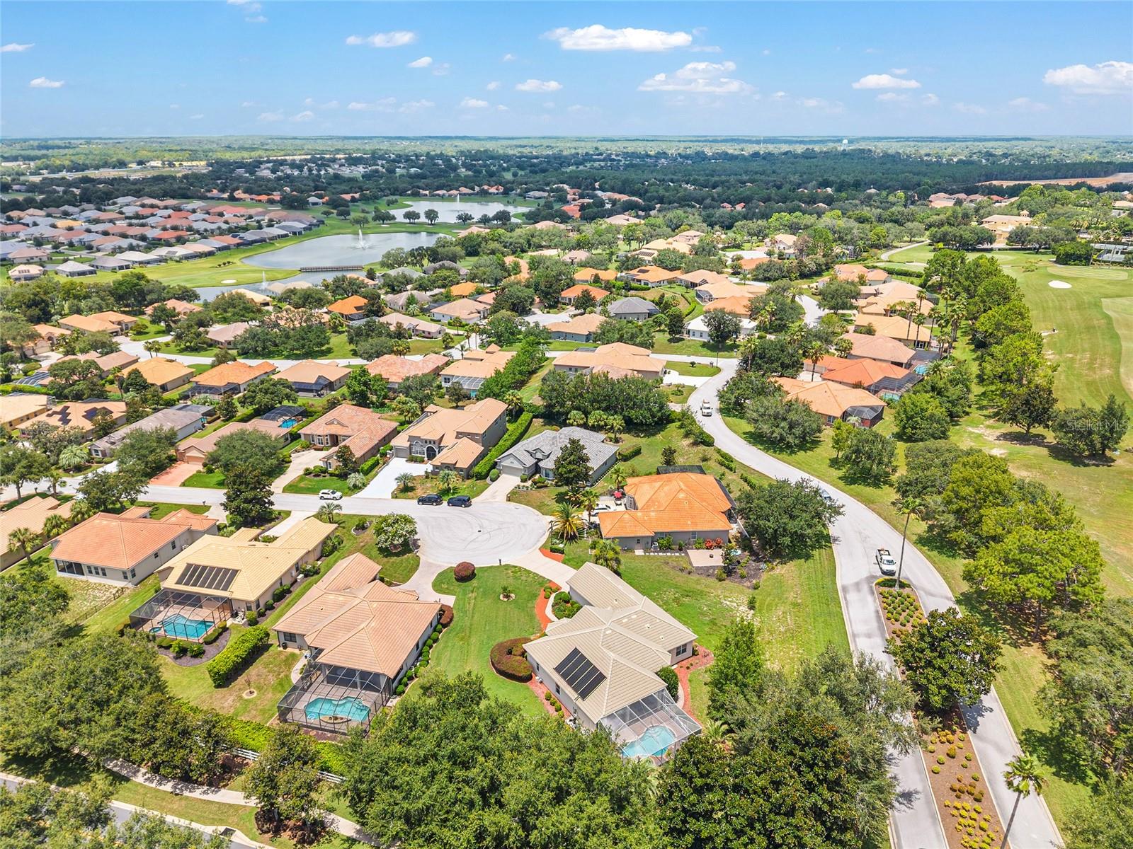 WOODSIDE - Residential