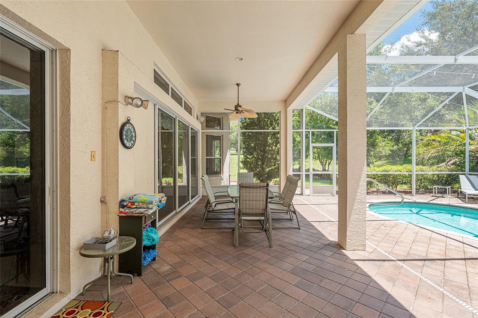 WOODSIDE - Residential