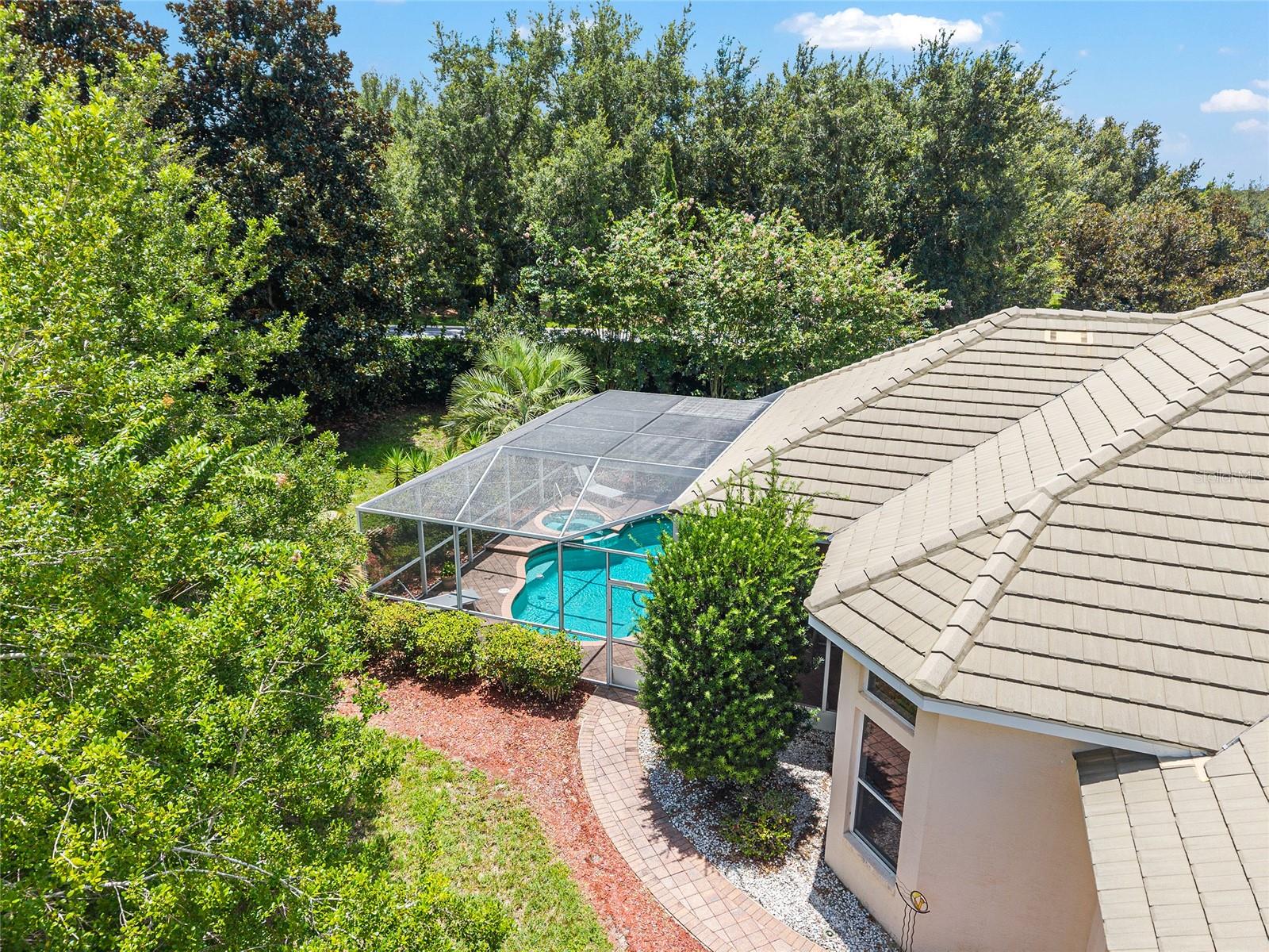 WOODSIDE - Residential