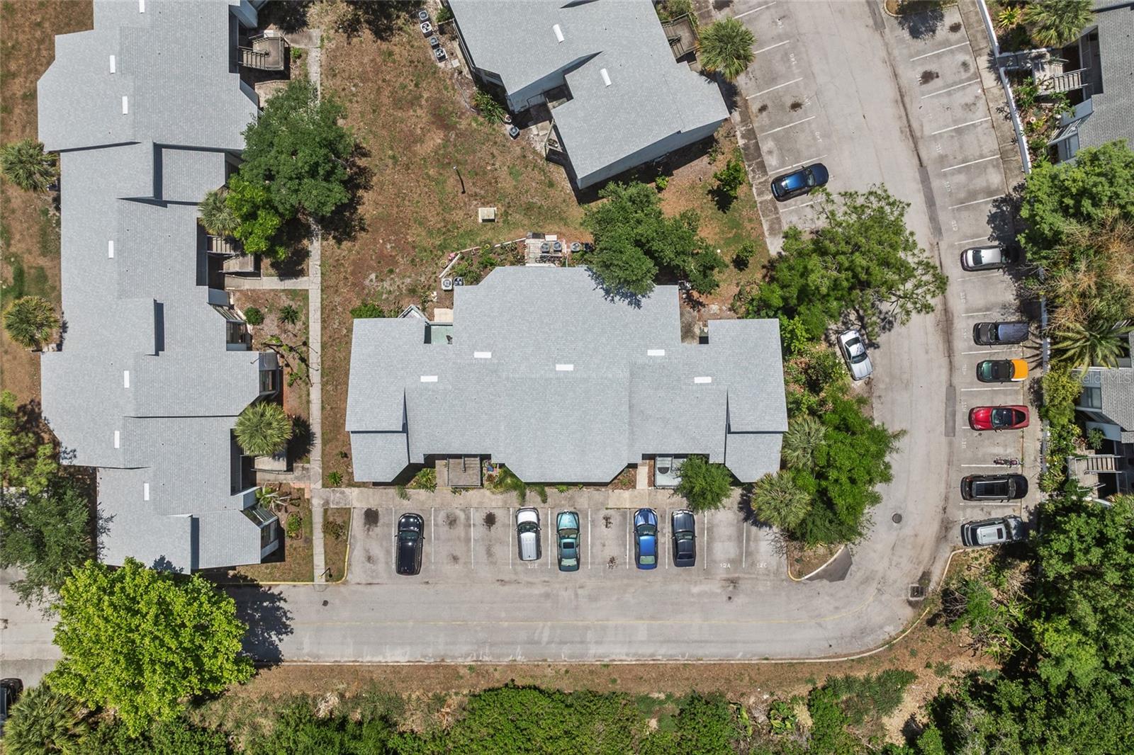 LEMON TREE CONDO SEC 01 - Residential