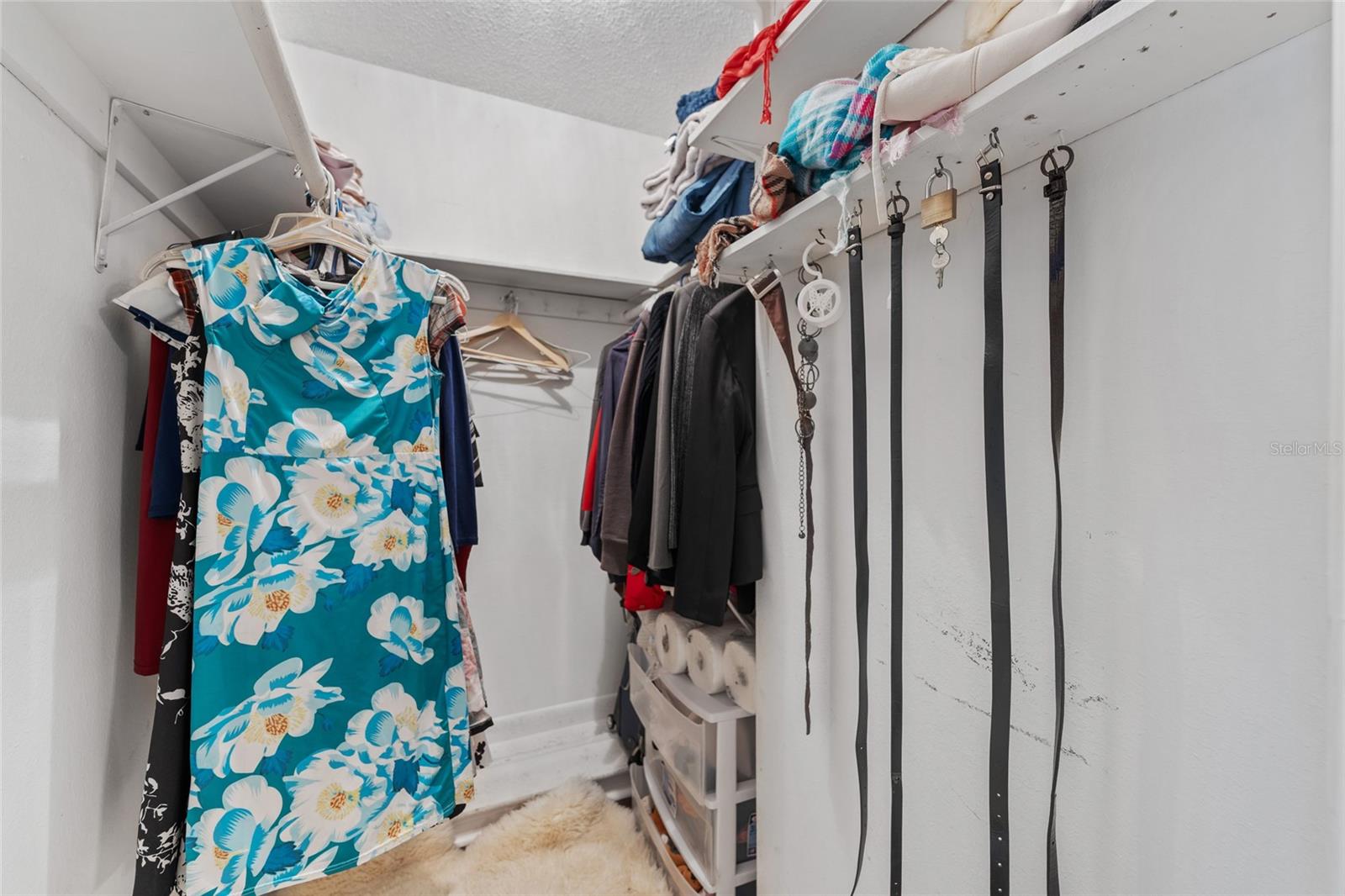 LEMON TREE CONDO SEC 01 - Residential